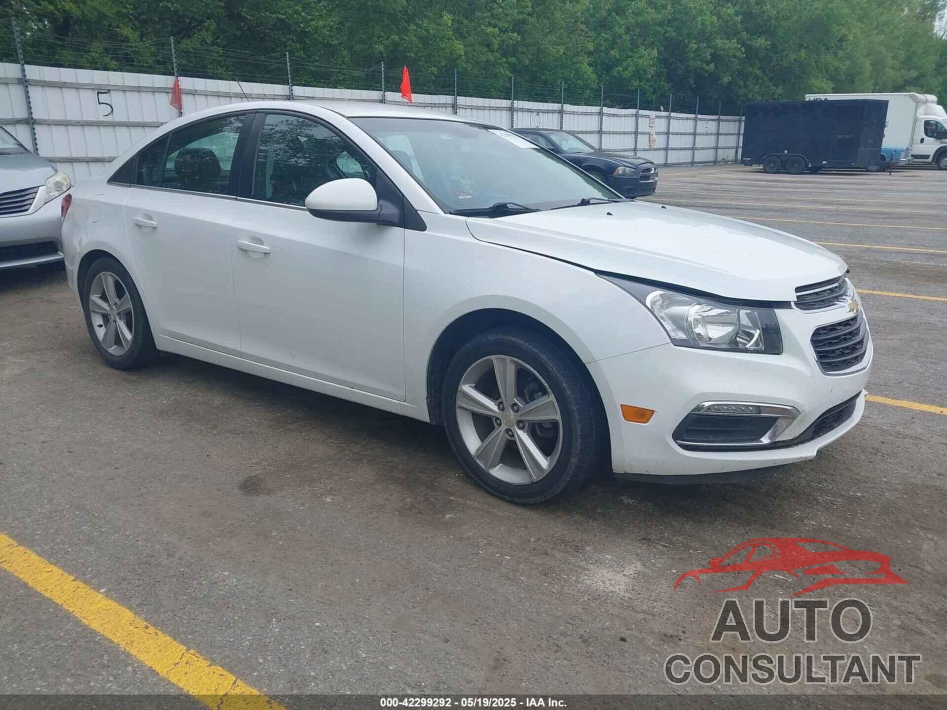 CHEVROLET CRUZE 2015 - 1G1PE5SB3F7182541