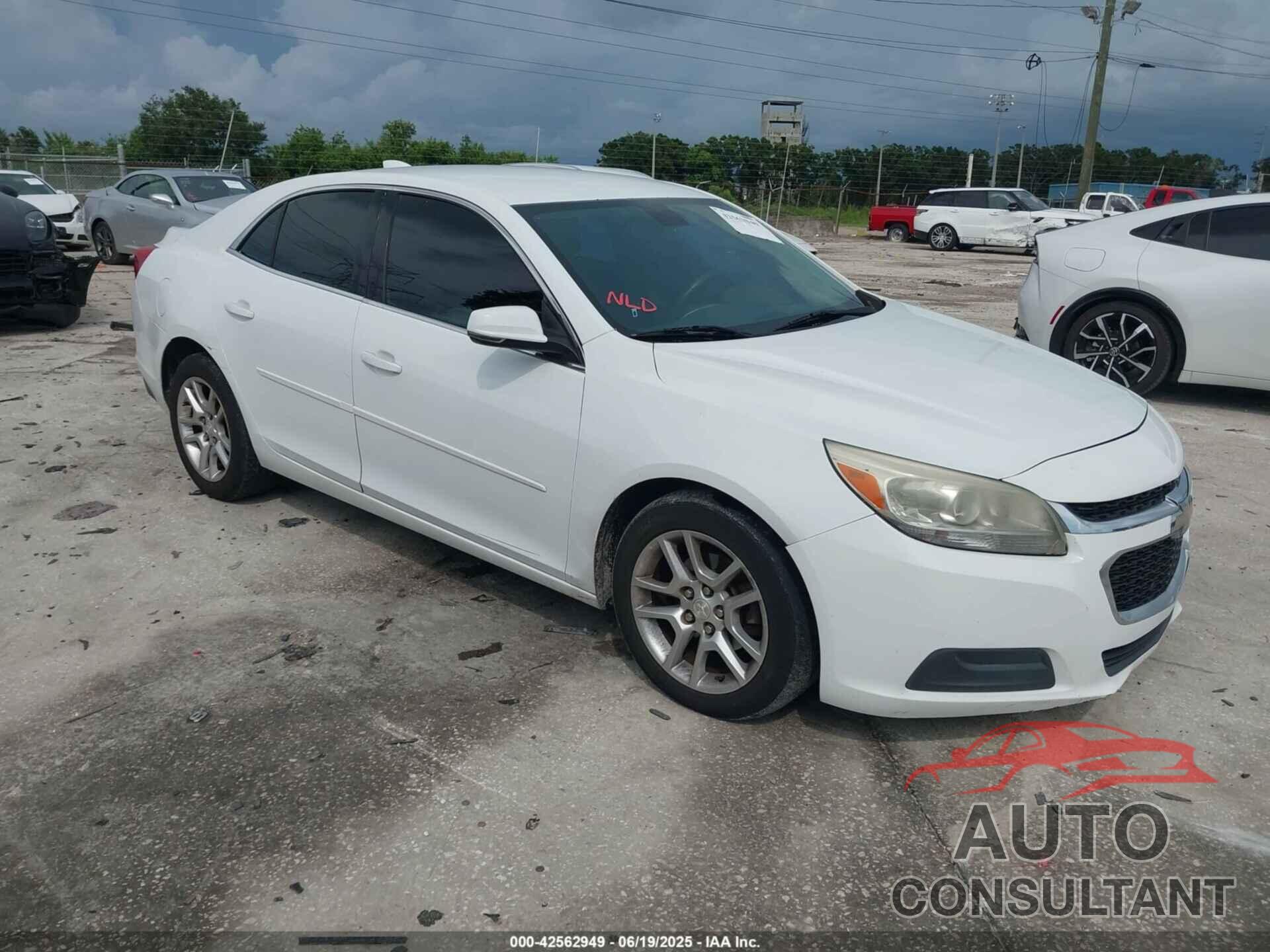 CHEVROLET MALIBU 2015 - 1G11C5SL1FF352499