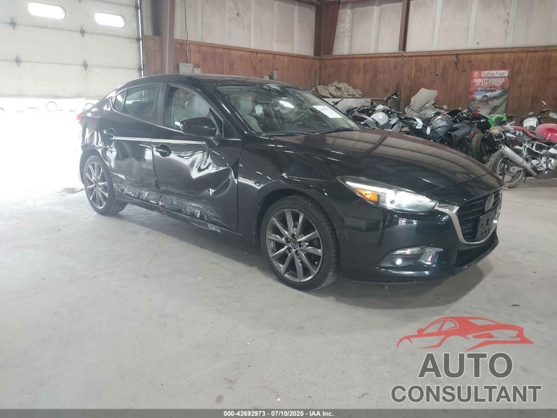 MAZDA MAZDA3 2018 - 3MZBN1W38JM164738