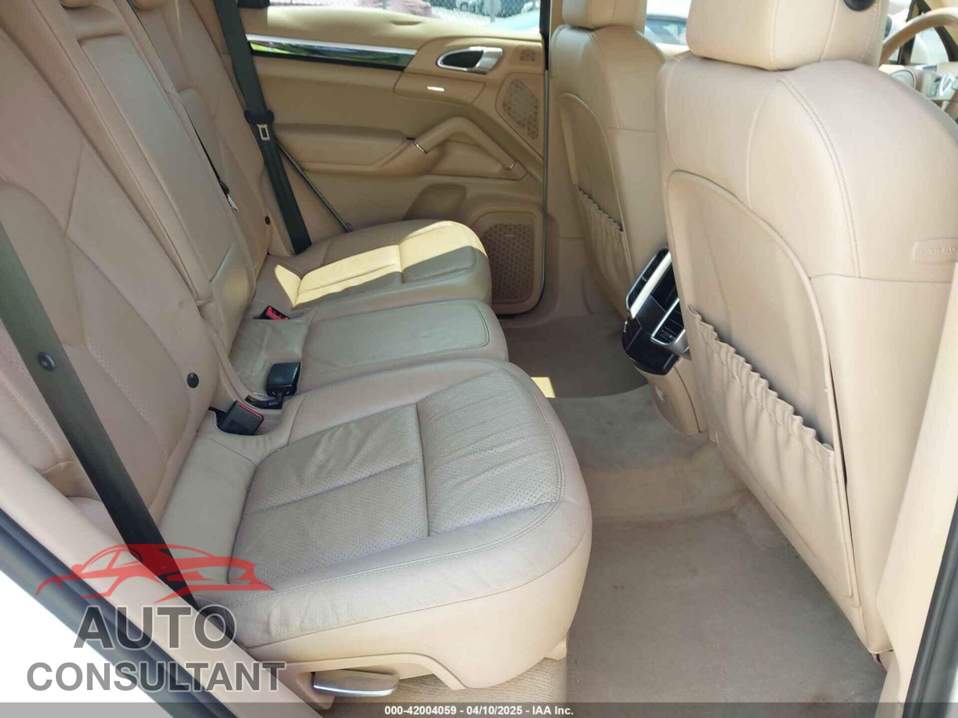 PORSCHE CAYENNE 2012 - WP1AB2A29CLA43330