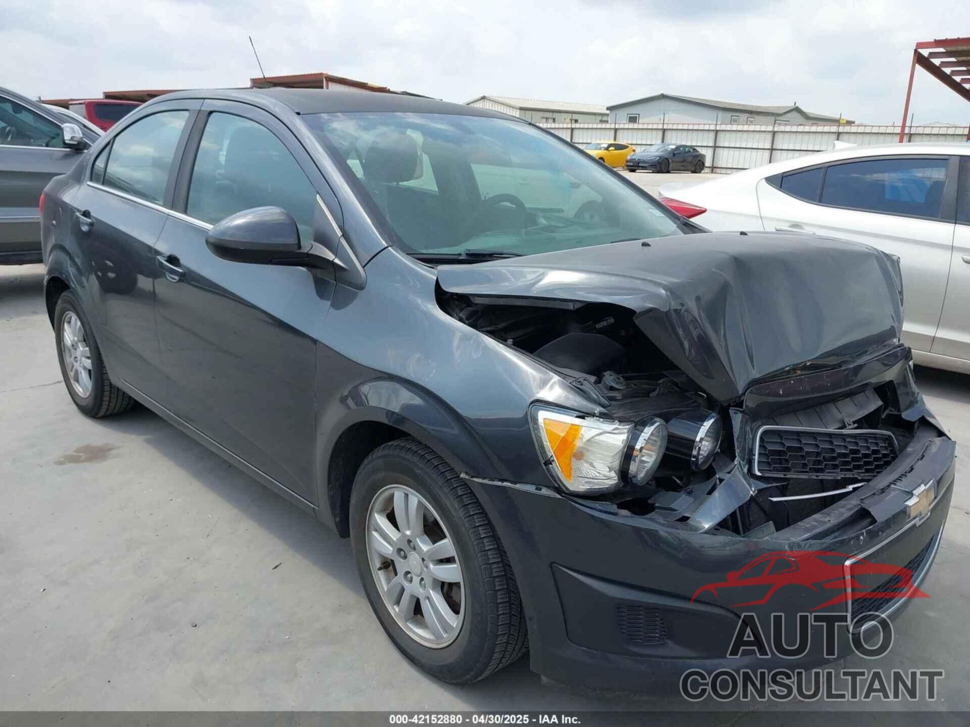 CHEVROLET SONIC 2016 - 1G1JC5SH3G4142186