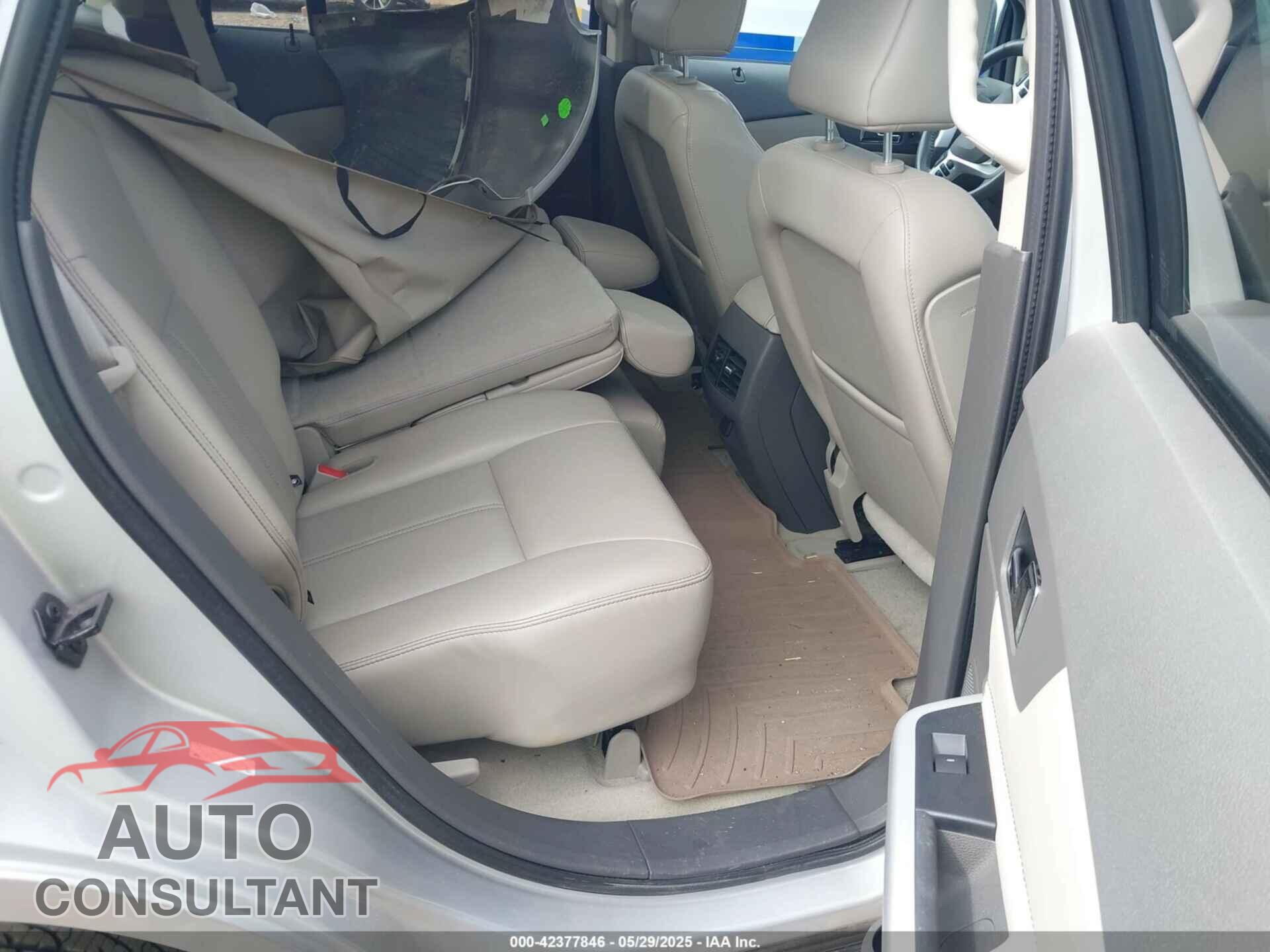FORD EDGE 2011 - 2FMDK3JC2BBA61370