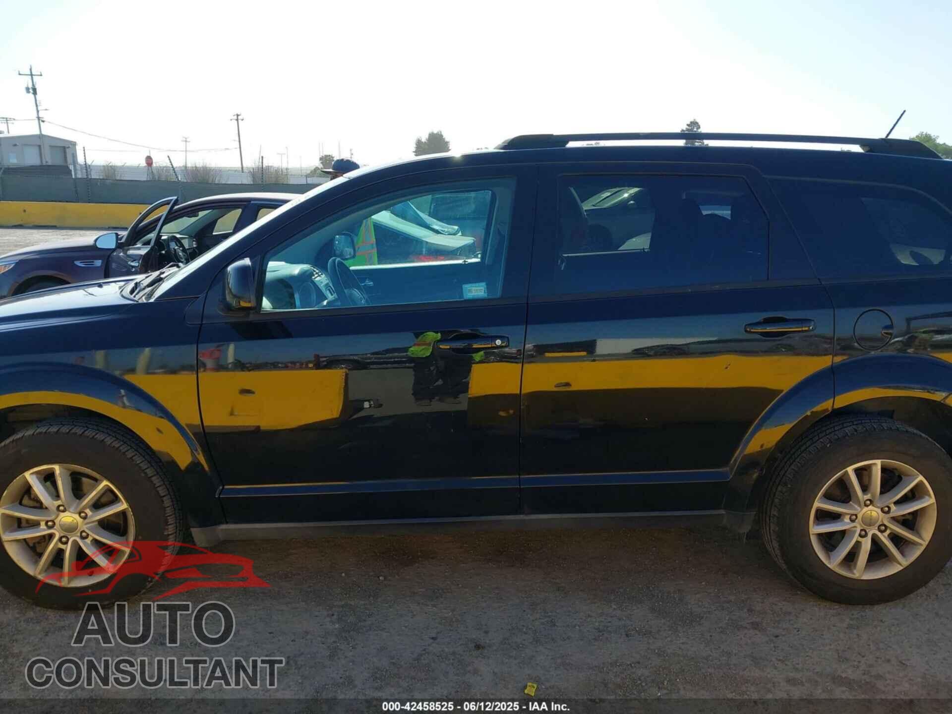 DODGE JOURNEY 2017 - 3C4PDCBG4HT537516