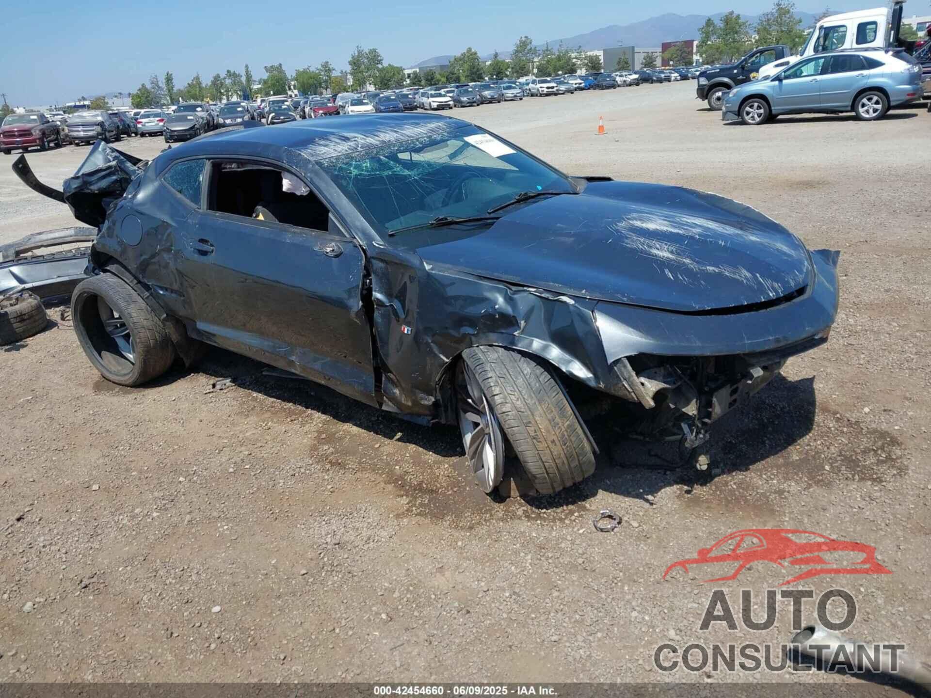 CHEVROLET CAMARO 2018 - 1G1FB1RS4J0109912
