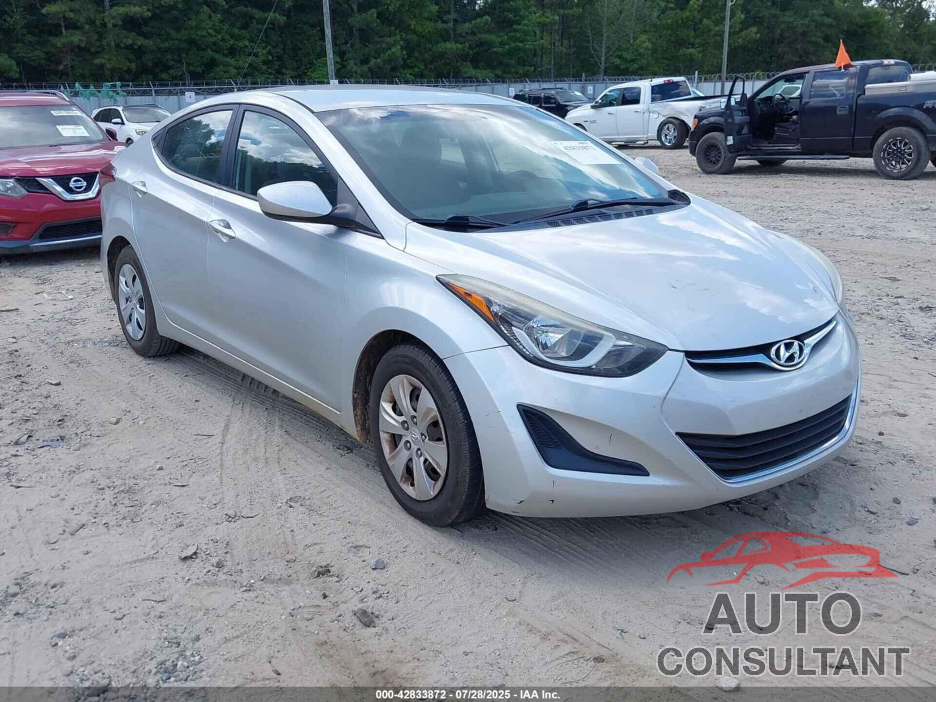 HYUNDAI ELANTRA 2016 - 5NPDH4AE3GH666388