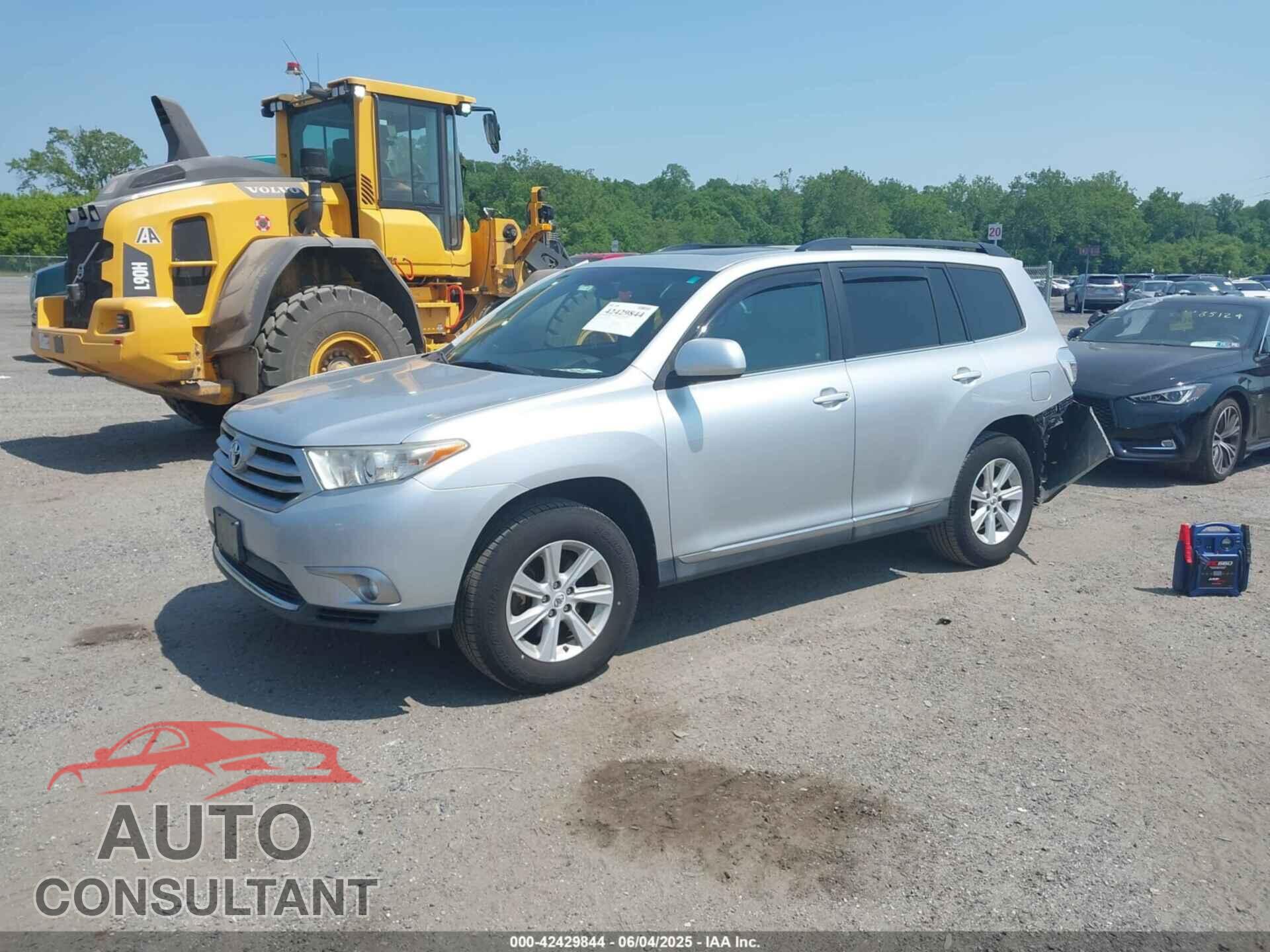 TOYOTA HIGHLANDER 2012 - 5TDBK3EH2CS108317
