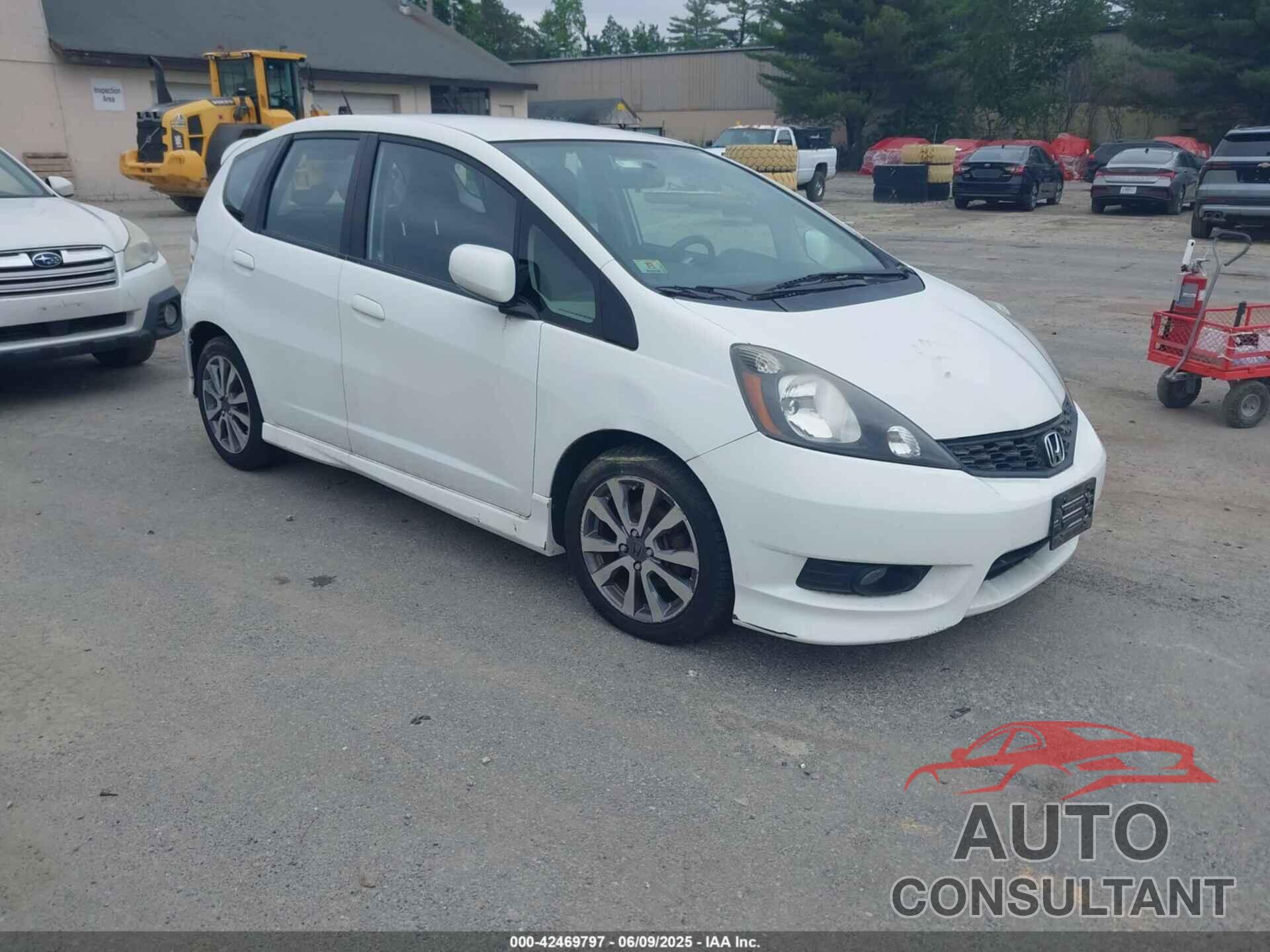 HONDA FIT 2013 - JHMGE8H6XDC003482