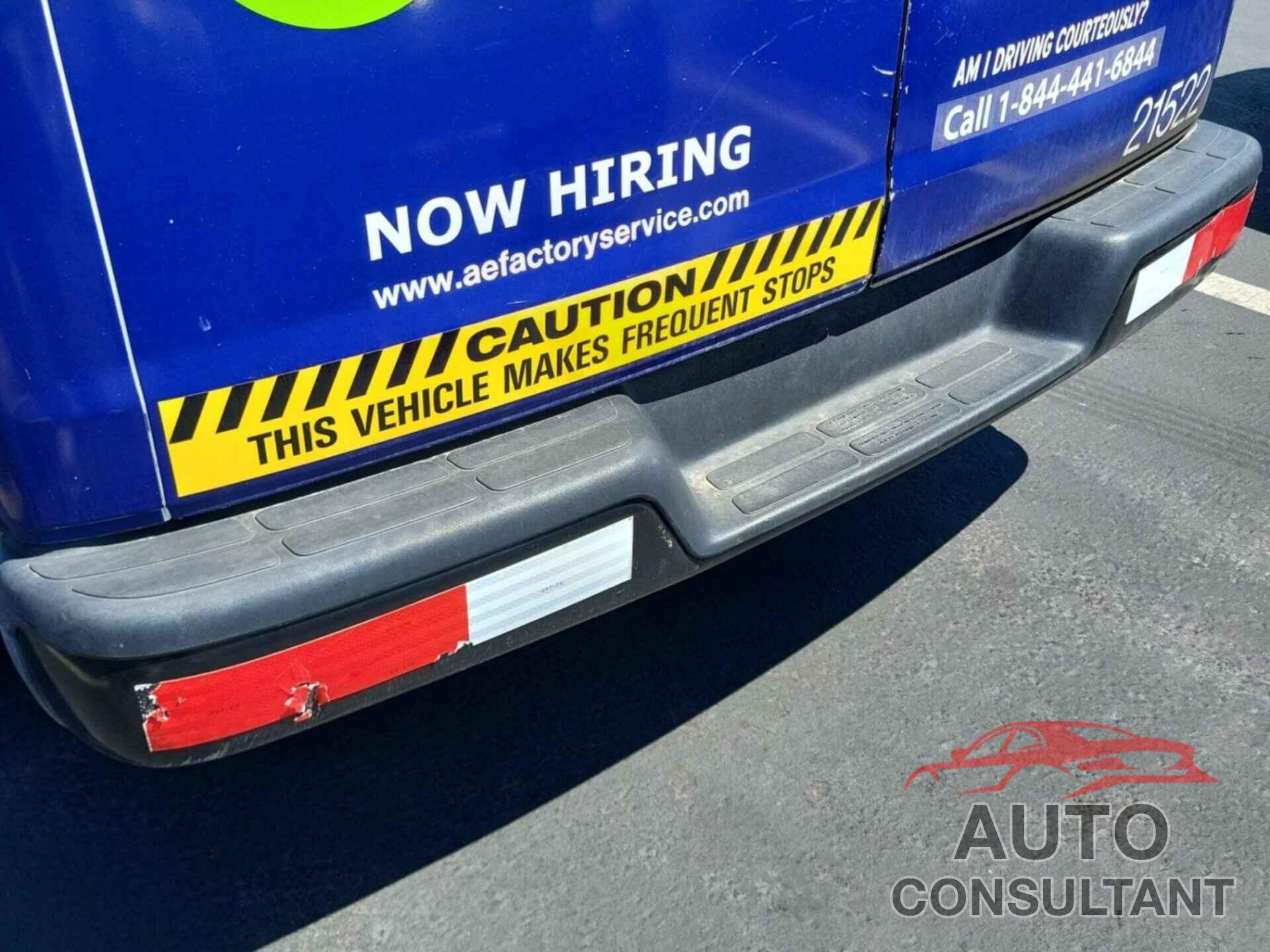 CHEVROLET EXPRESS G1500 2012 - 1GCSGAFX9C1137368