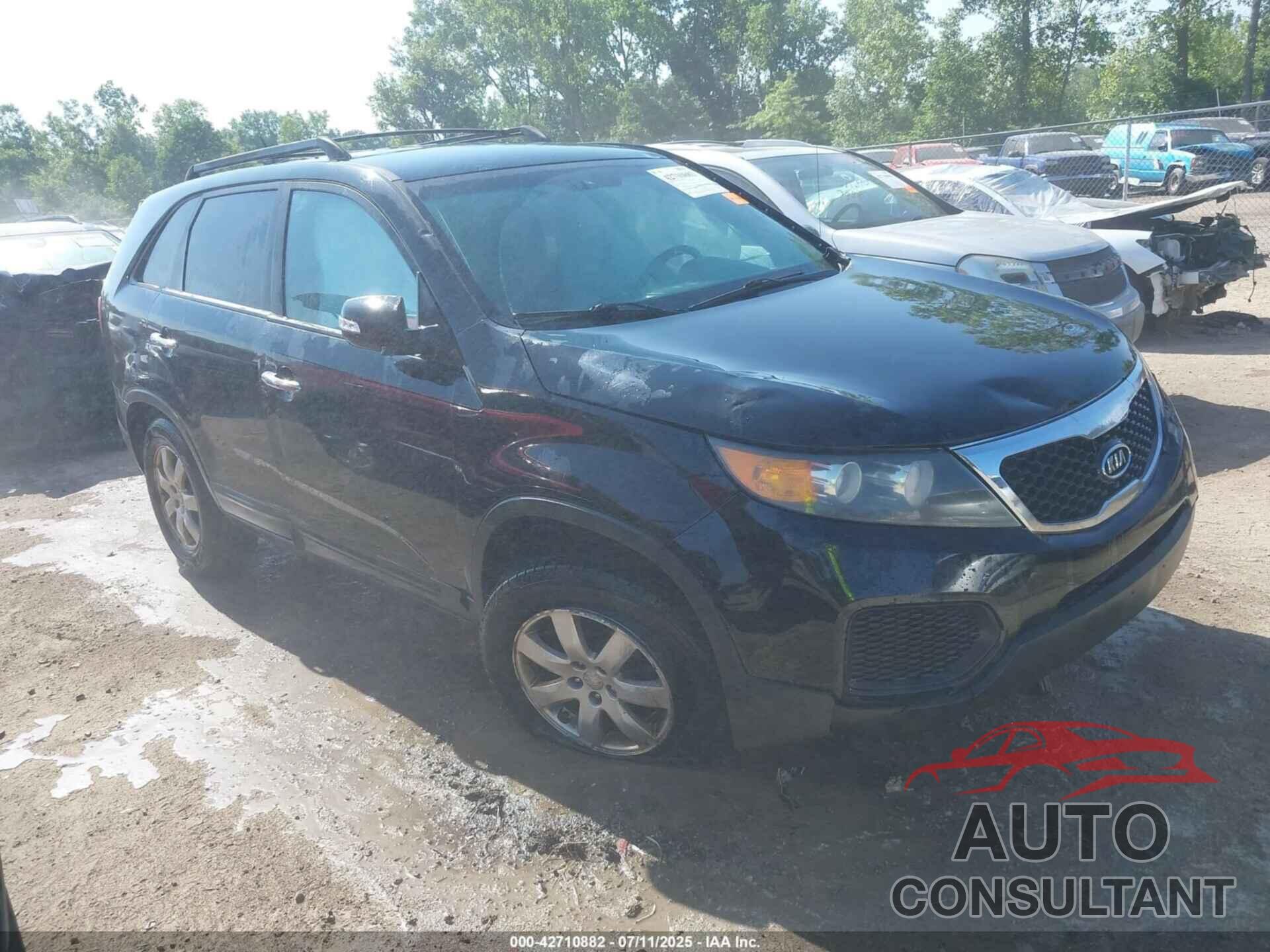 KIA SORENTO 2011 - 5XYKT3A1XBG183235