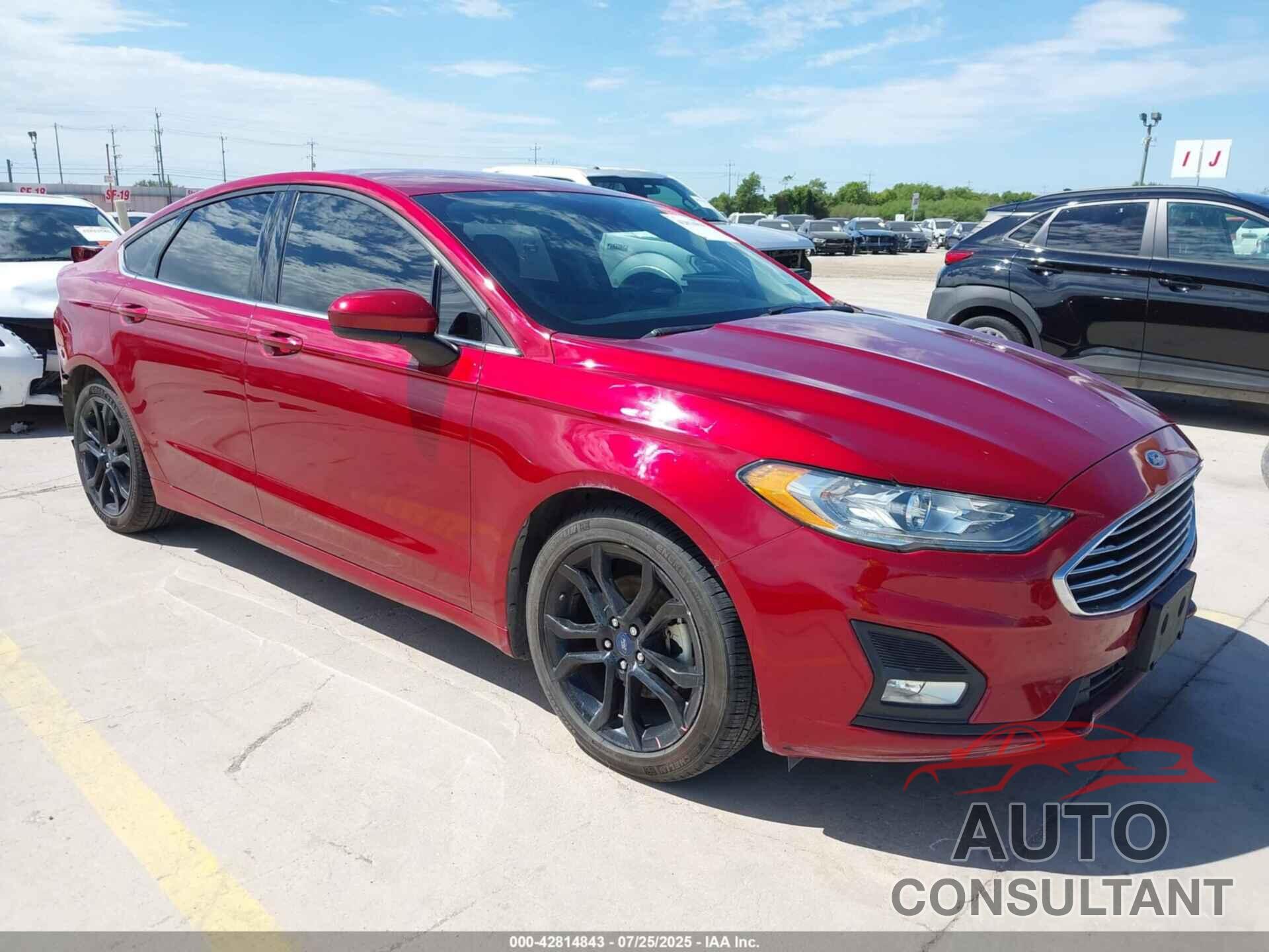 FORD FUSION 2019 - 3FA6P0HDXKR171439
