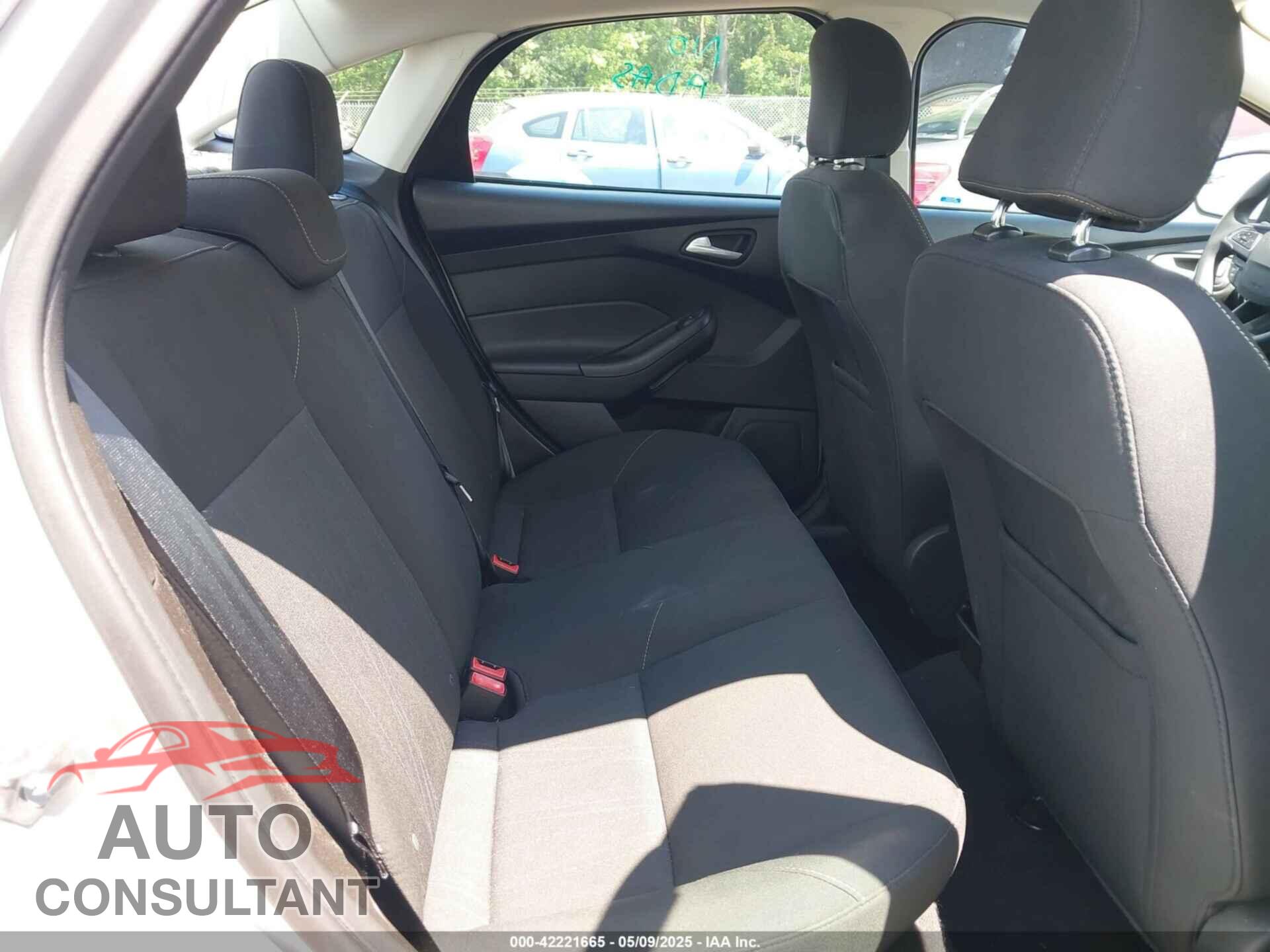 FORD FOCUS 2016 - 1FADP3F28GL365676