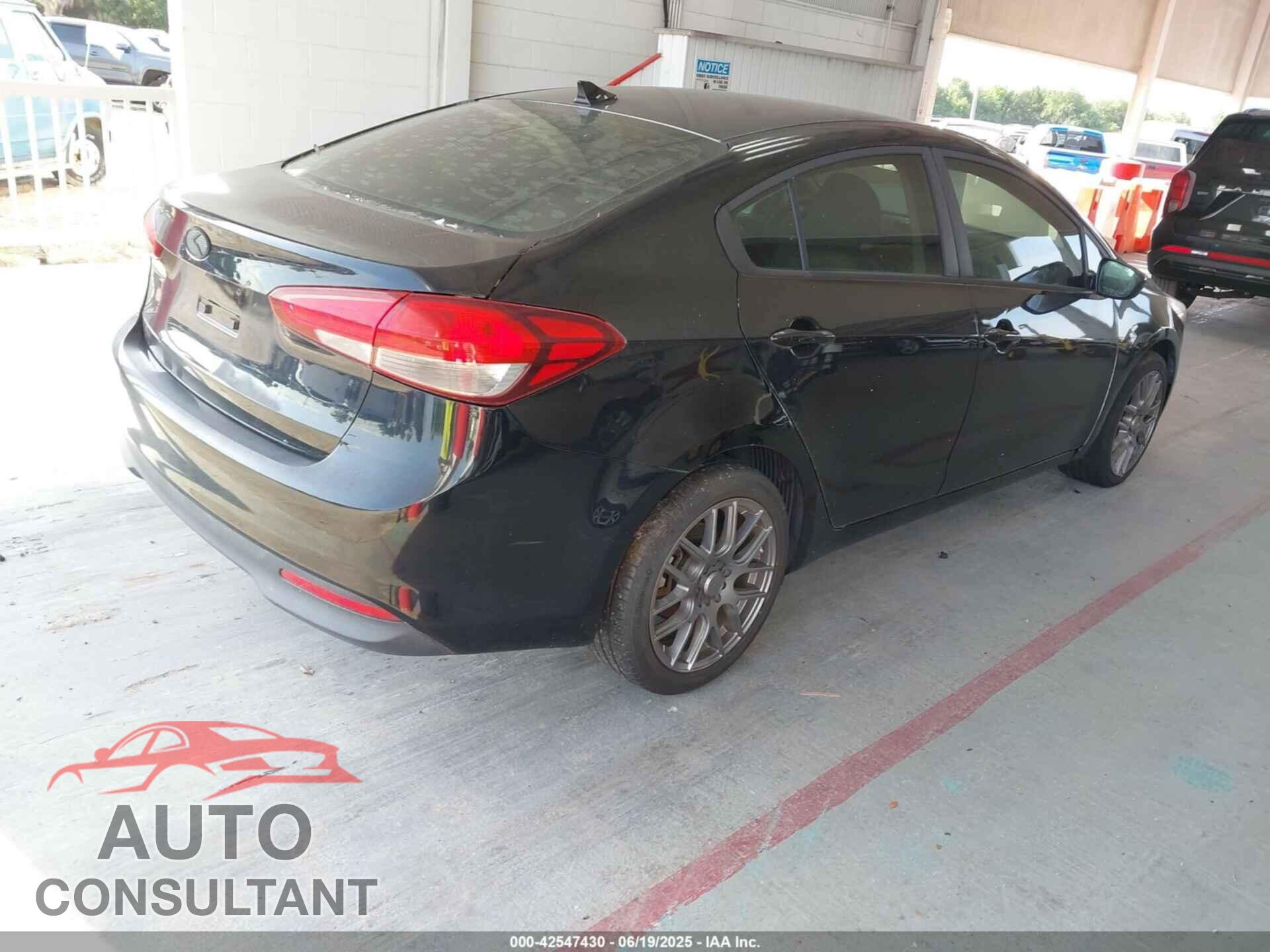 KIA FORTE 2017 - 3KPFK4A74HE036218