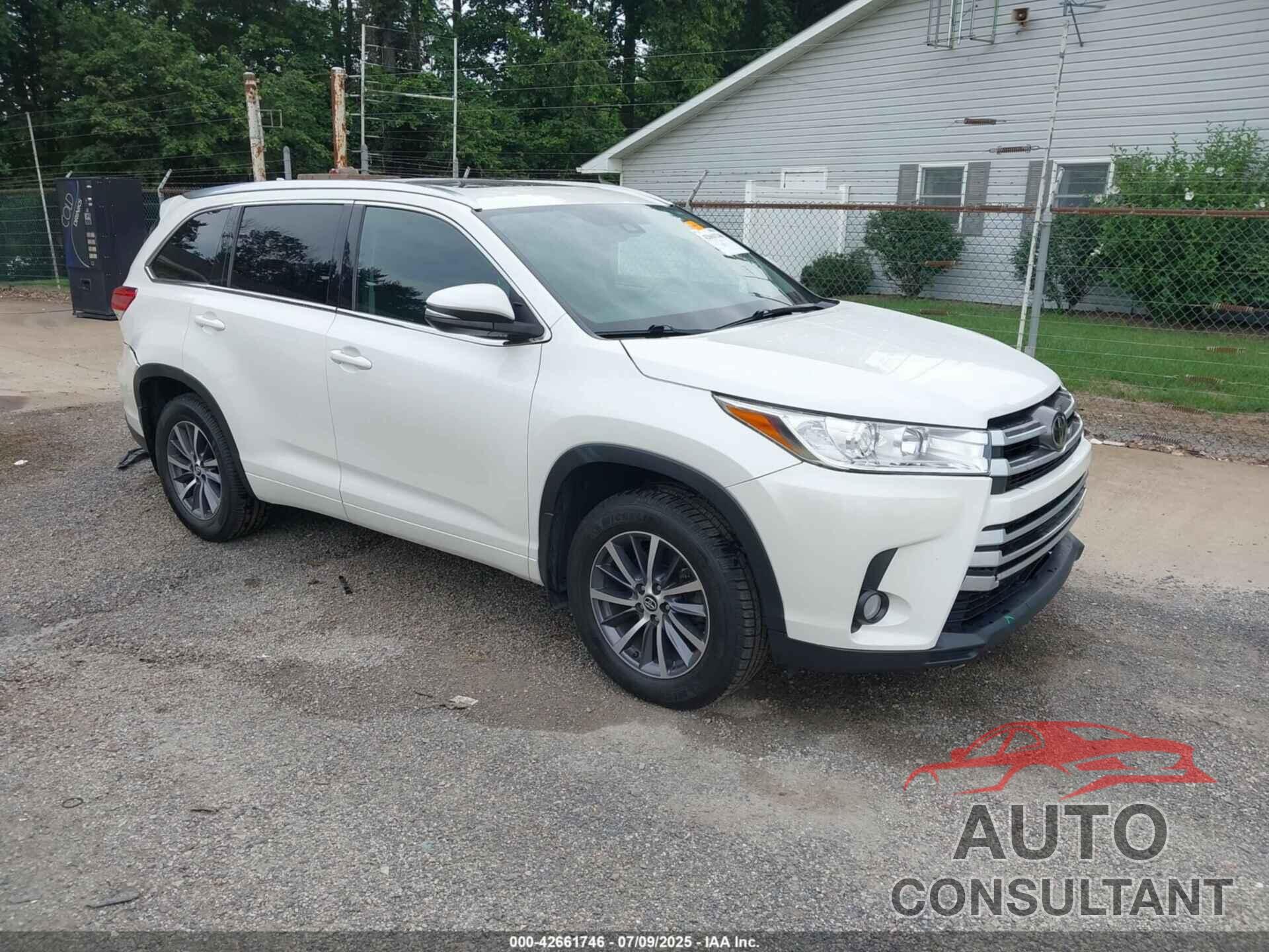 TOYOTA HIGHLANDER 2017 - 5TDJZRFH1HS415302