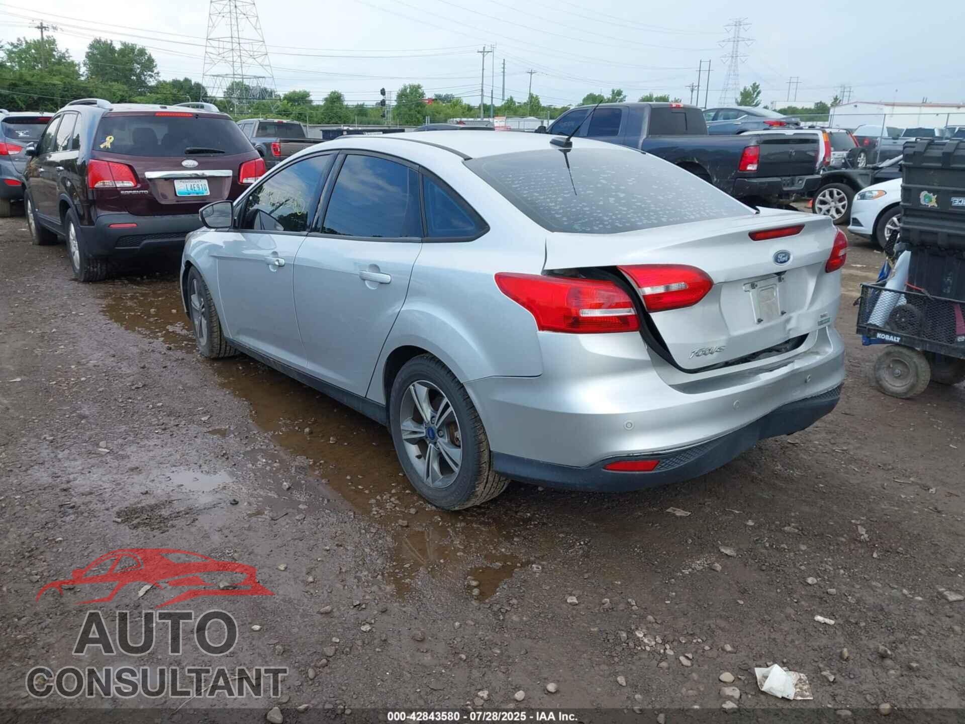 FORD FOCUS 2016 - 1FADP3FE9GL371819