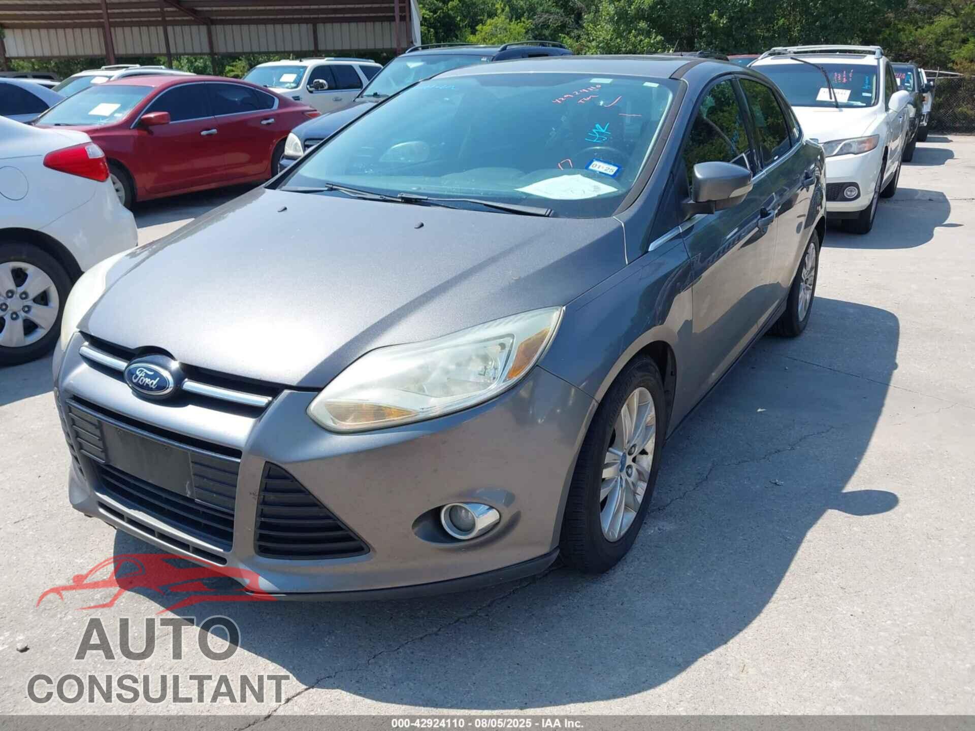 FORD FOCUS 2012 - 1FAHP3H27CL403116