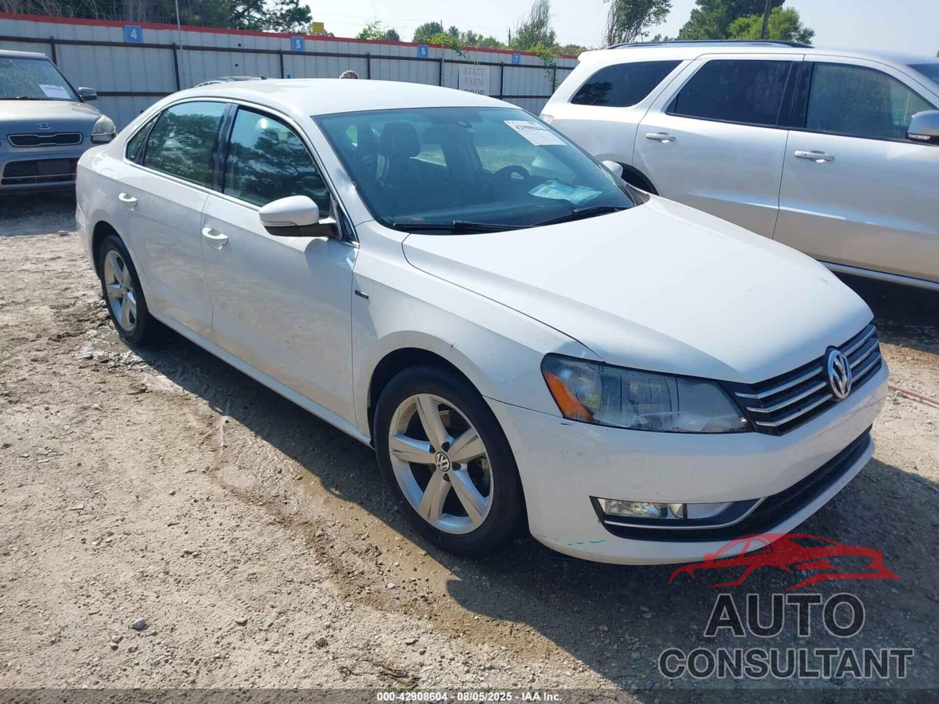 VOLKSWAGEN PASSAT 2015 - 1VWAS7A35FC107808