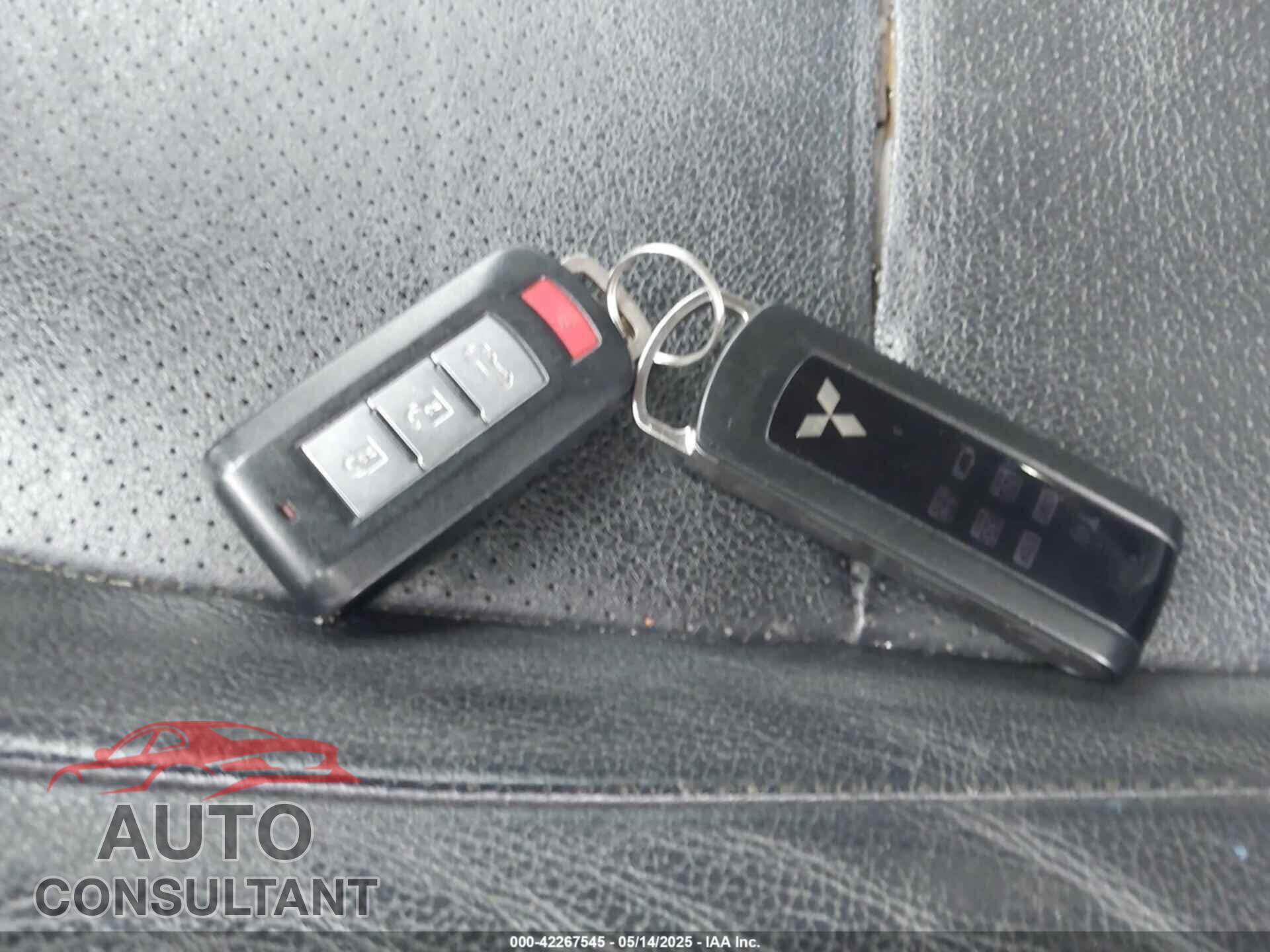 MITSUBISHI OUTLANDER 2016 - JA4AZ3A33GZ044076