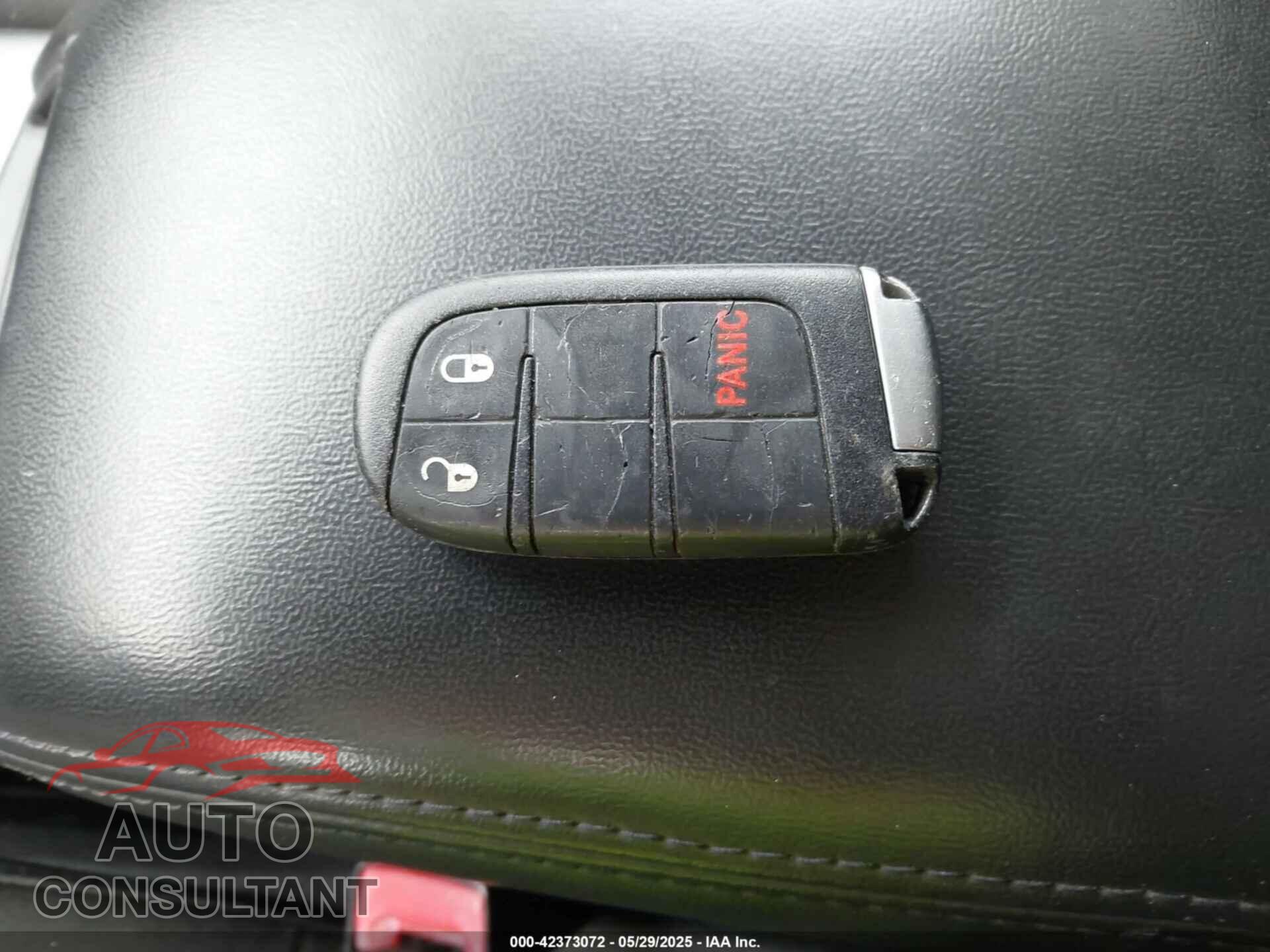 DODGE JOURNEY 2014 - 3C4PDCBB0ET252487