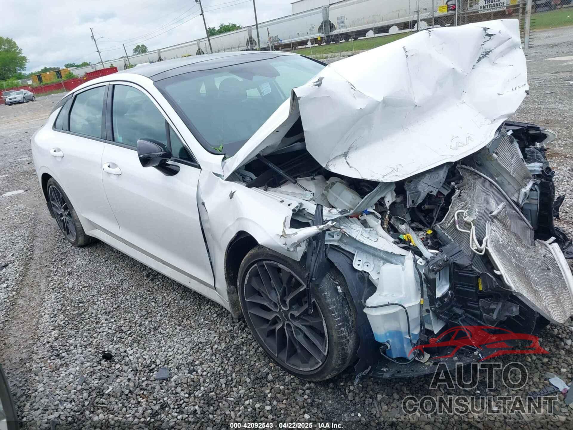 KIA K5 2024 - 5XXG44J89RG249052