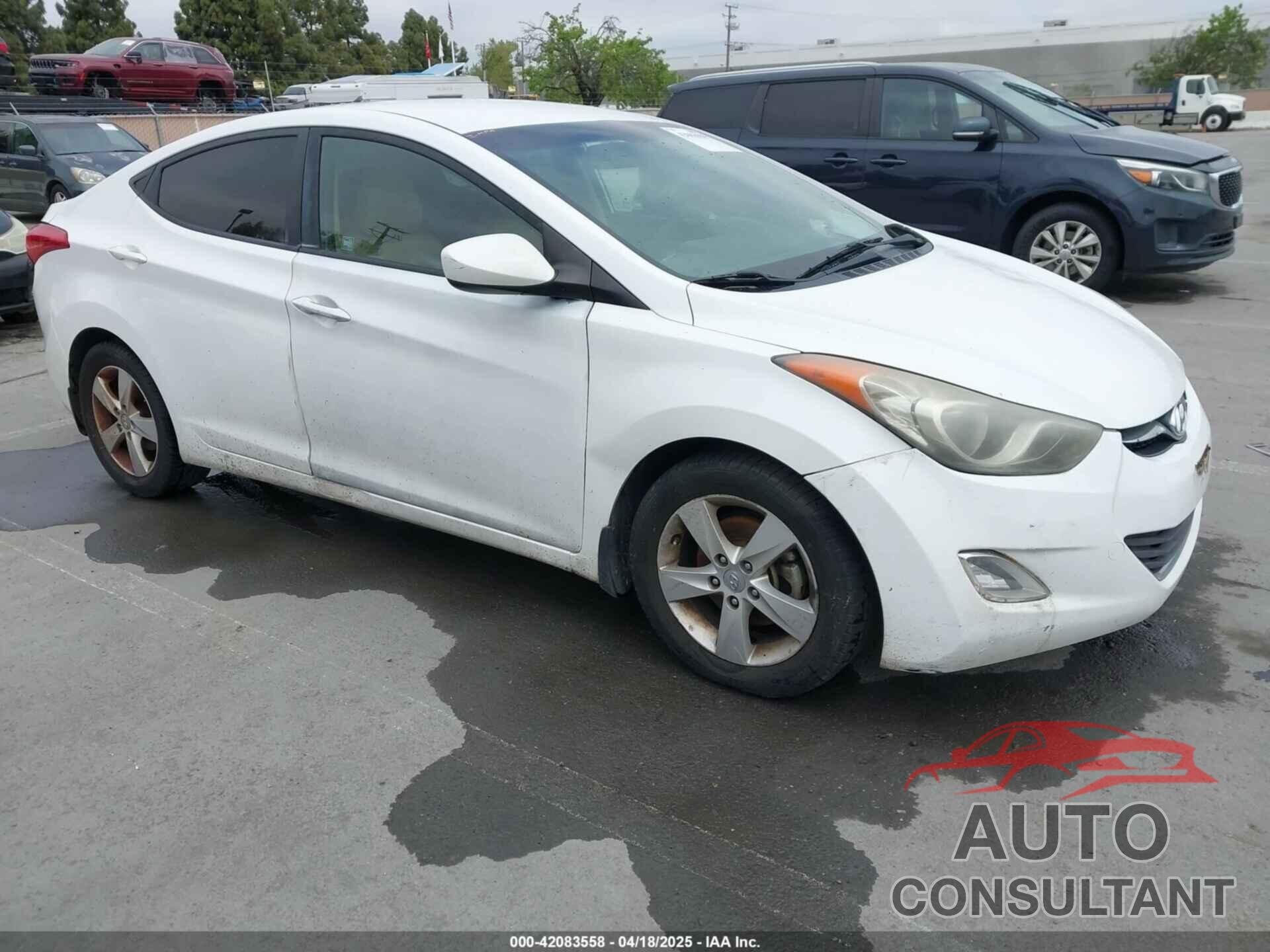 HYUNDAI ELANTRA 2013 - 5NPDH4AE4DH253603