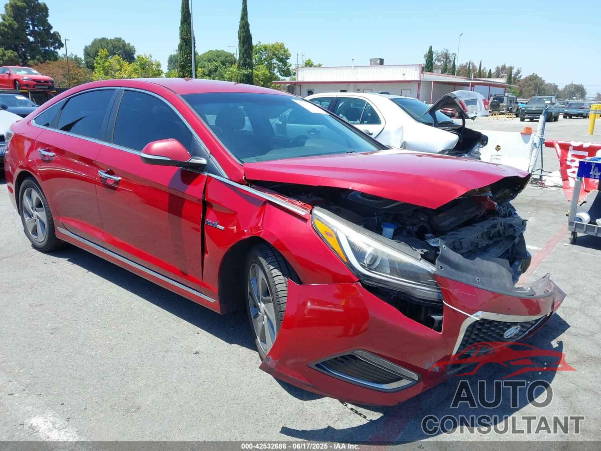 HYUNDAI SONATA HYBRID 2016 - KMHE34L18GA033465