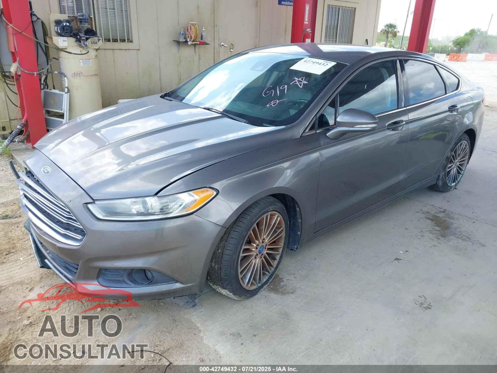 FORD FUSION 2013 - 3FA6P0HR8DR161314