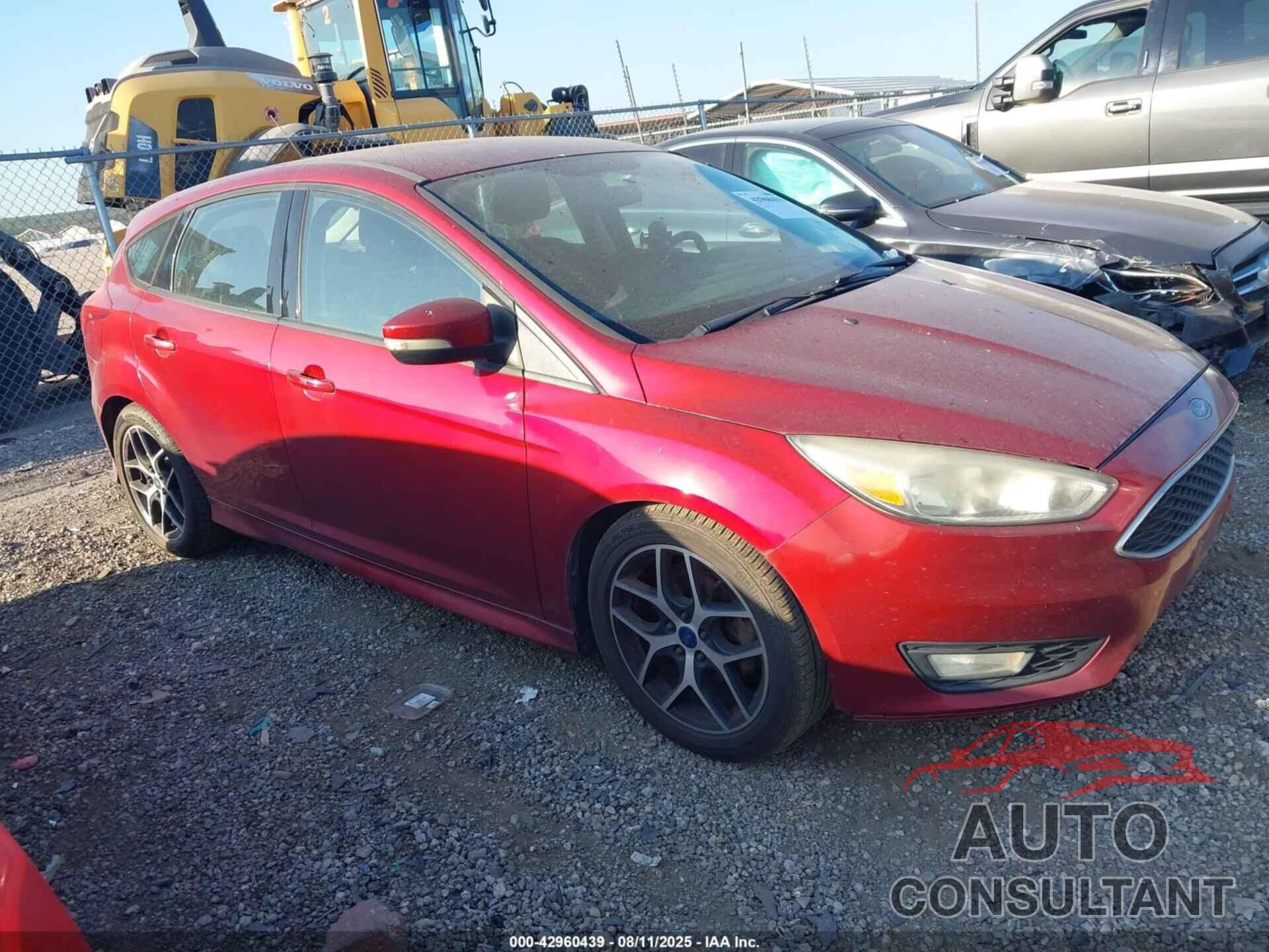 FORD FOCUS 2015 - 1FADP3K29FL248175
