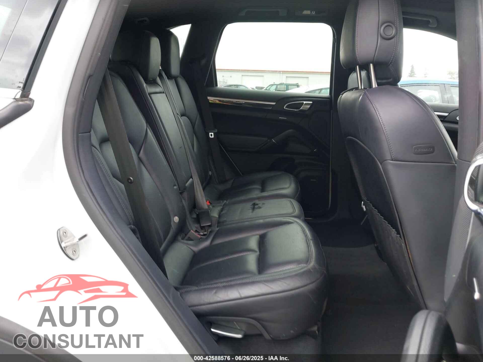 PORSCHE CAYENNE 2016 - WP1AA2A22GKA14900