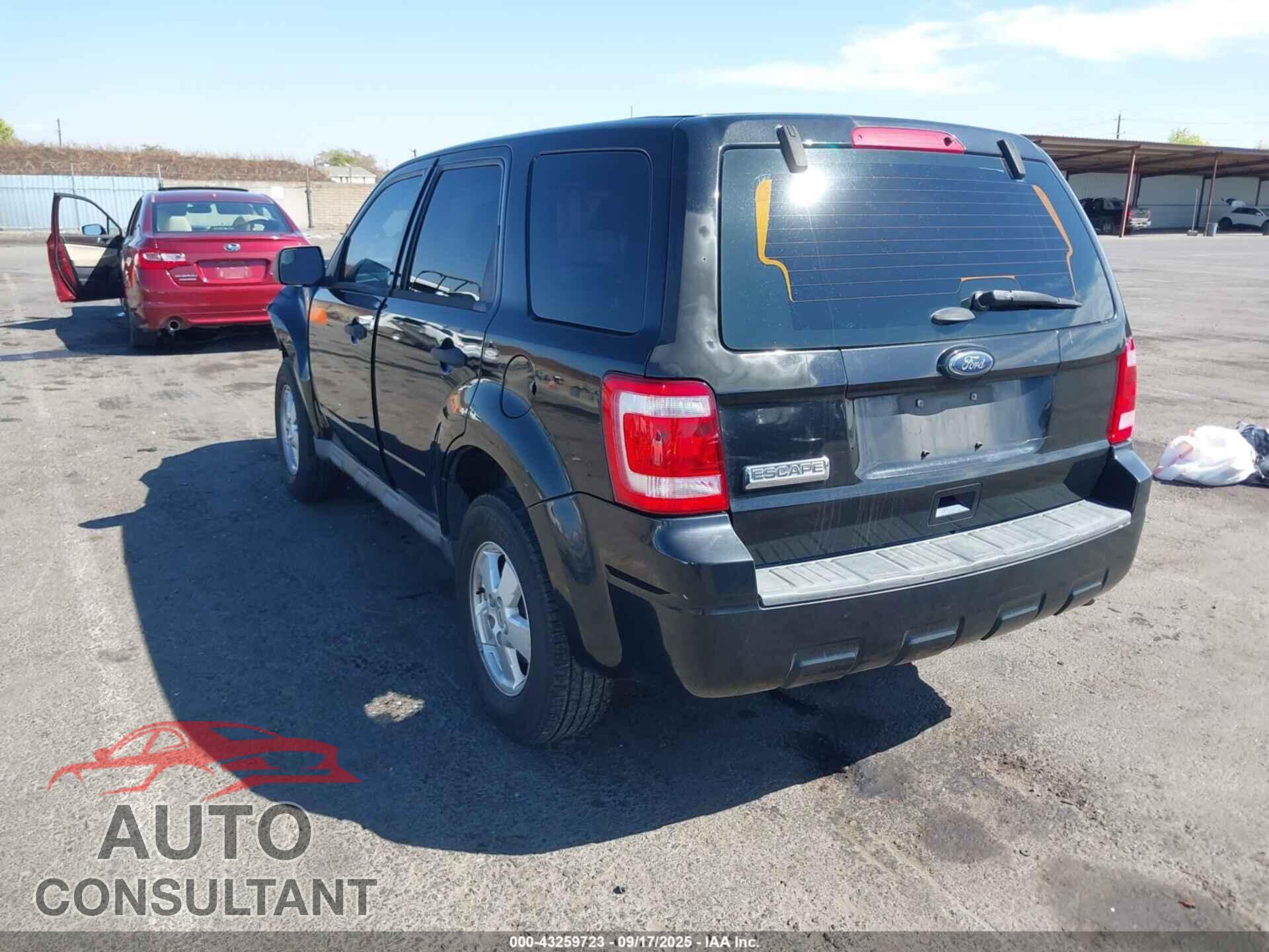 FORD ESCAPE 2011 - 1FMCU0C75BKB98328
