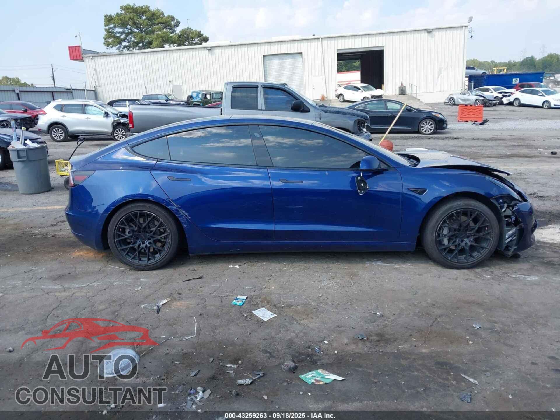 TESLA MODEL 3 2021 - 5YJ3E1EA1MF086111