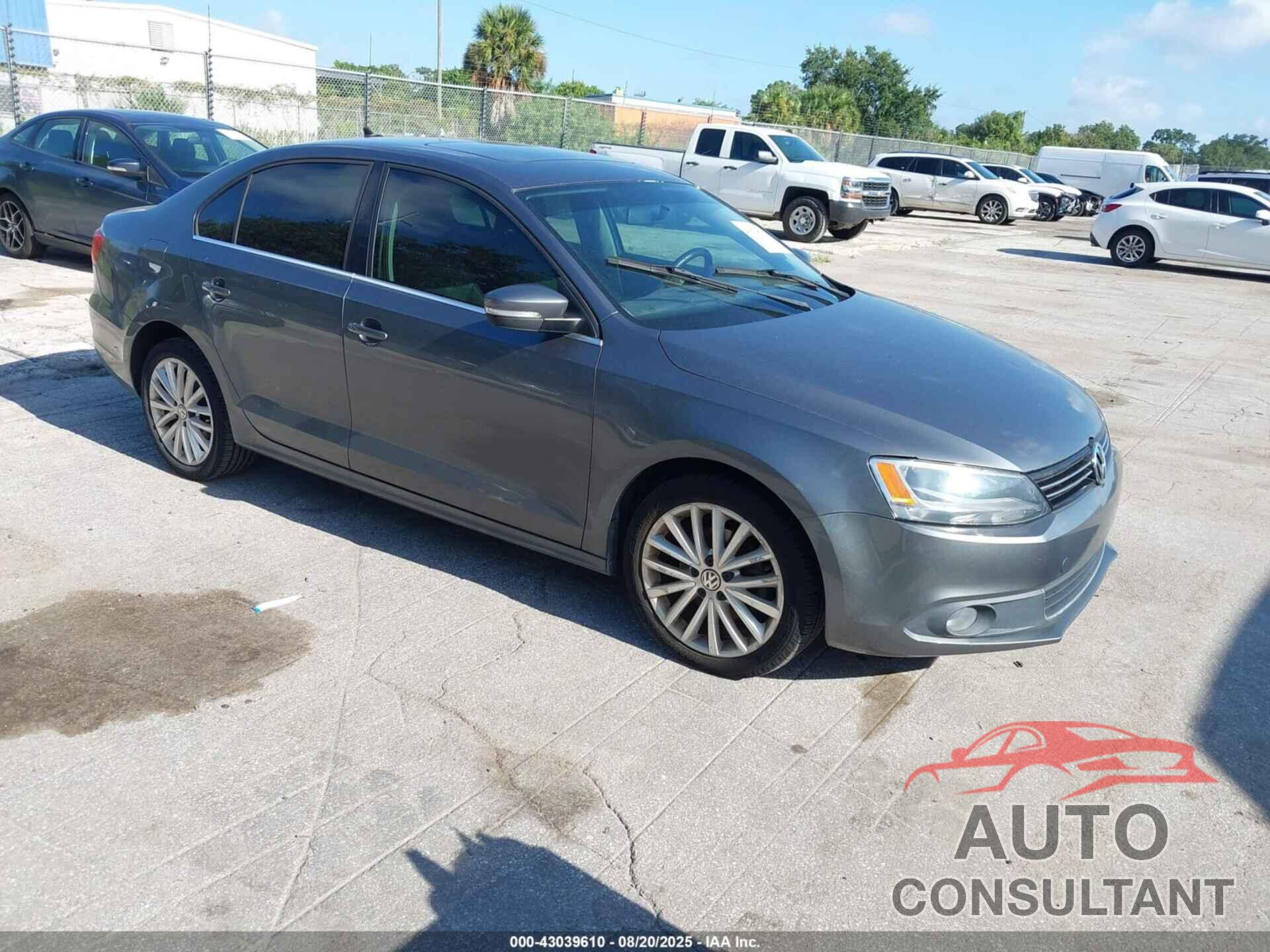 VOLKSWAGEN JETTA 2012 - 3VWLX7AJ8CM324630