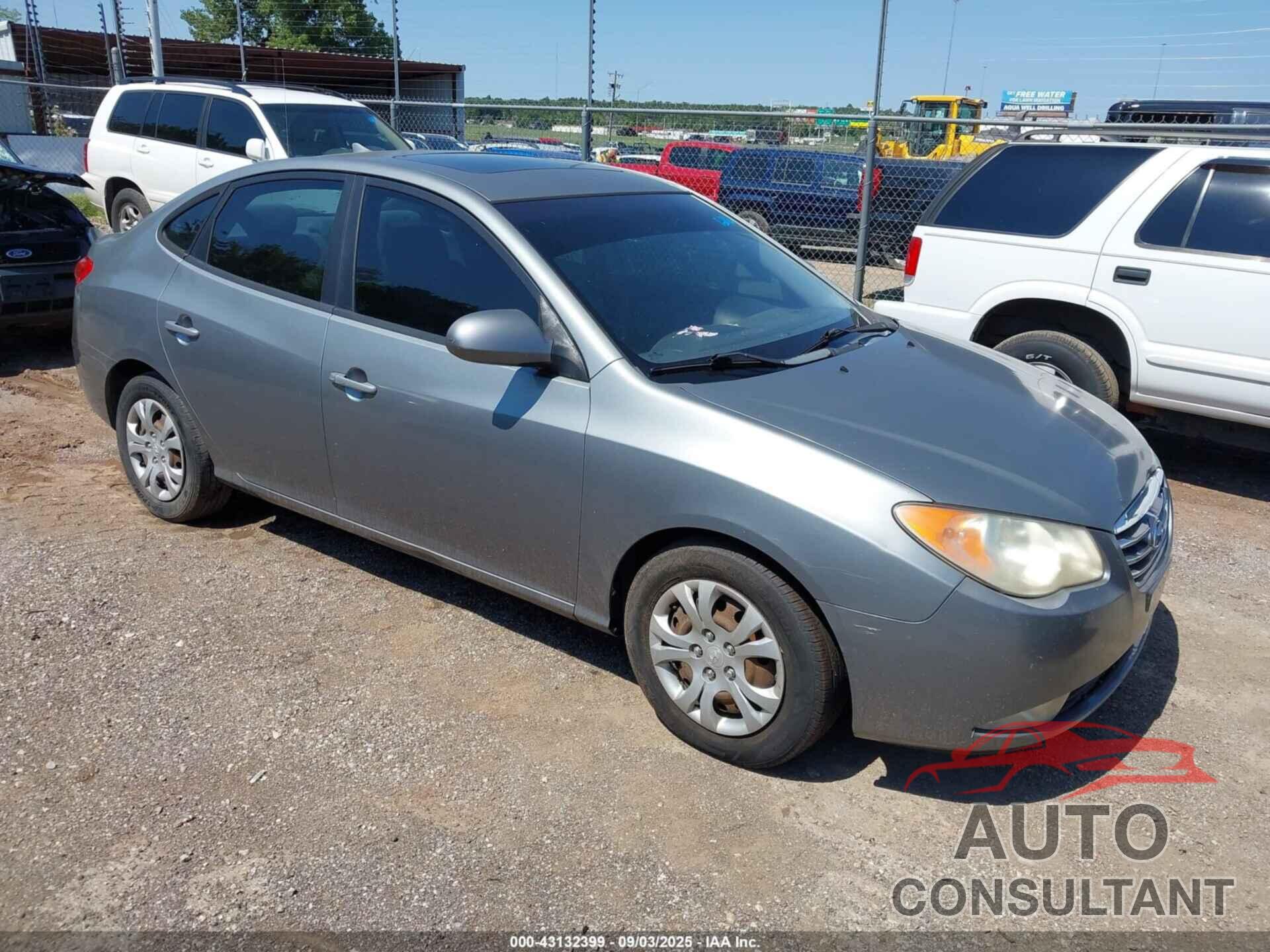 HYUNDAI ELANTRA 2010 - KMHDU4AD2AU072189