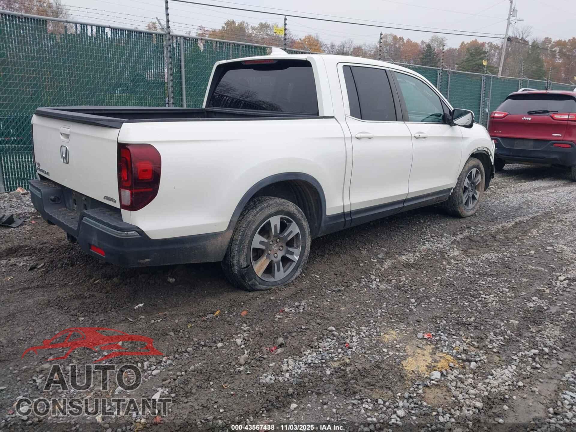 HONDA RIDGELINE 2017 - 5FPYK3F6XHB018018