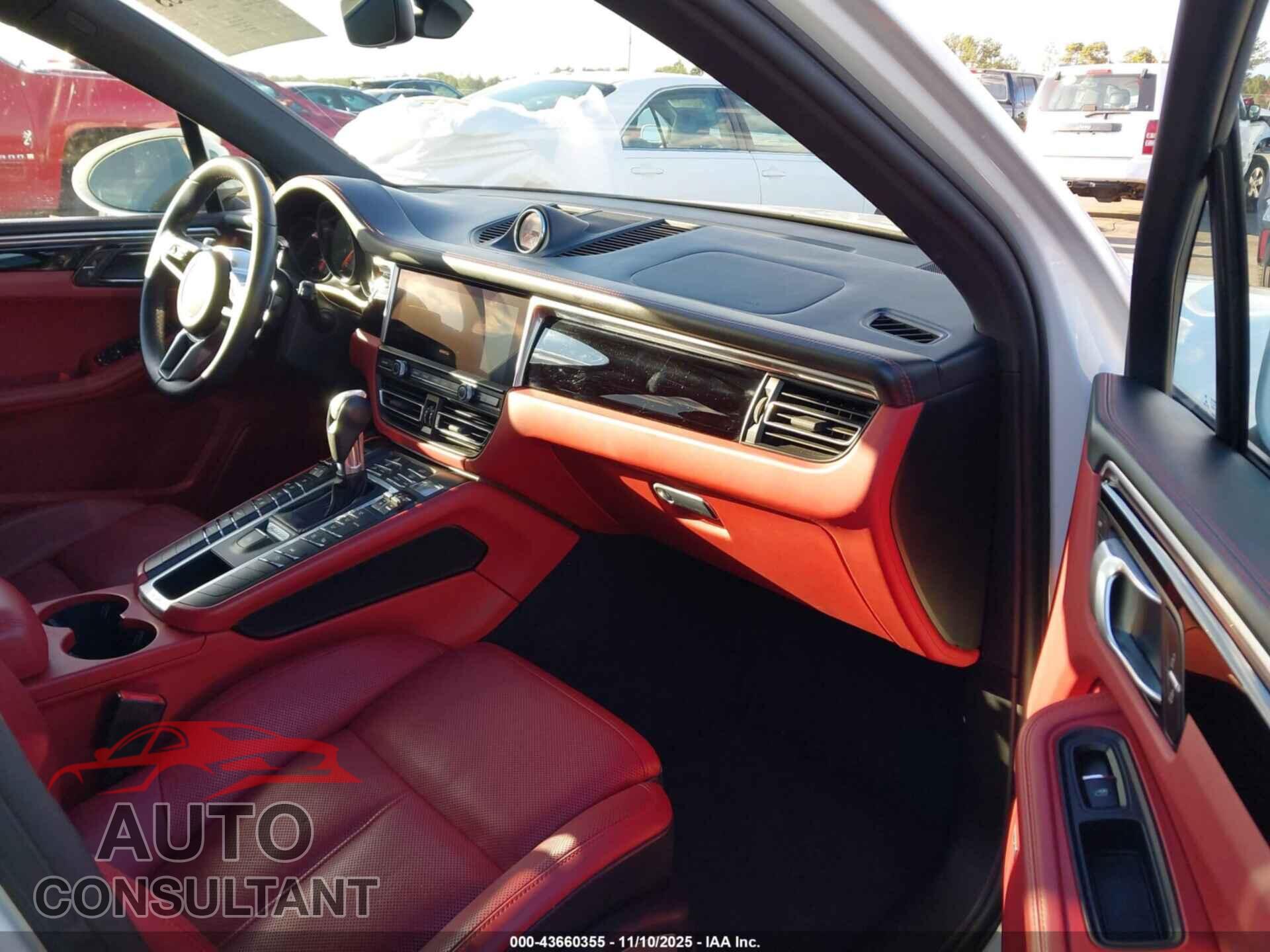 PORSCHE MACAN 2021 - WP1AA2A57MLB00610