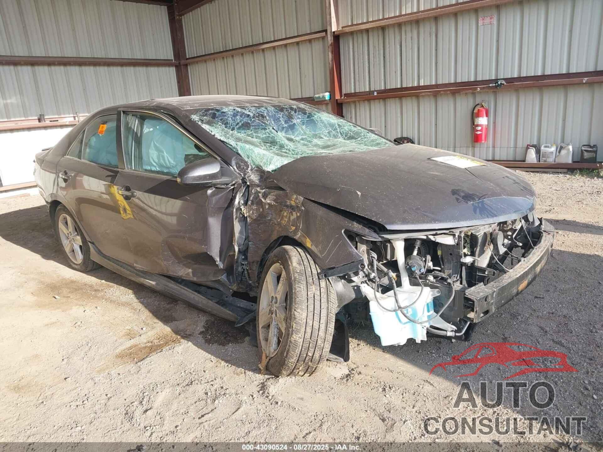 TOYOTA CAMRY 2014 - 4T1BF1FK2EU456969