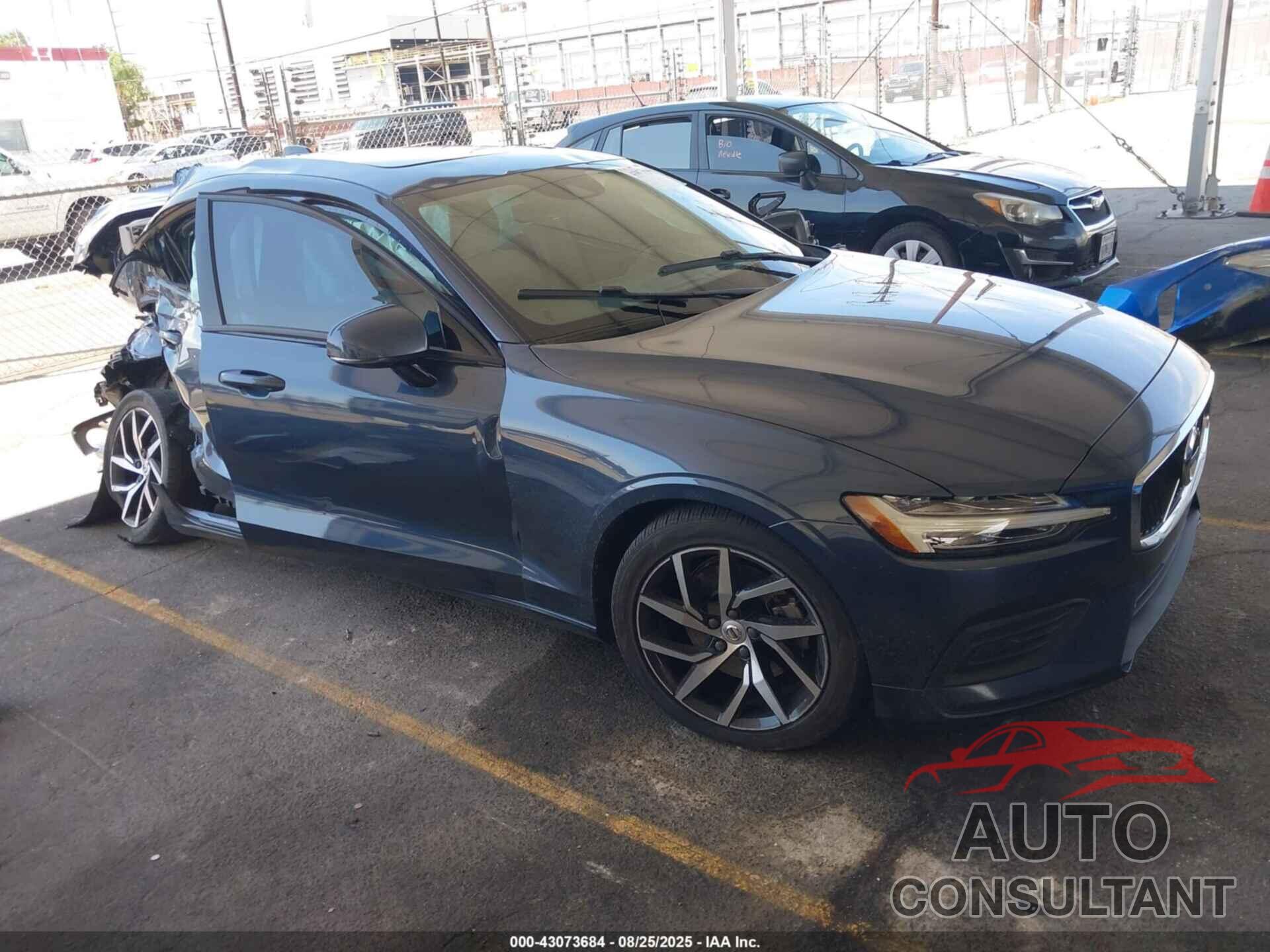 VOLVO S60 2020 - 7JR102FKXLG065962