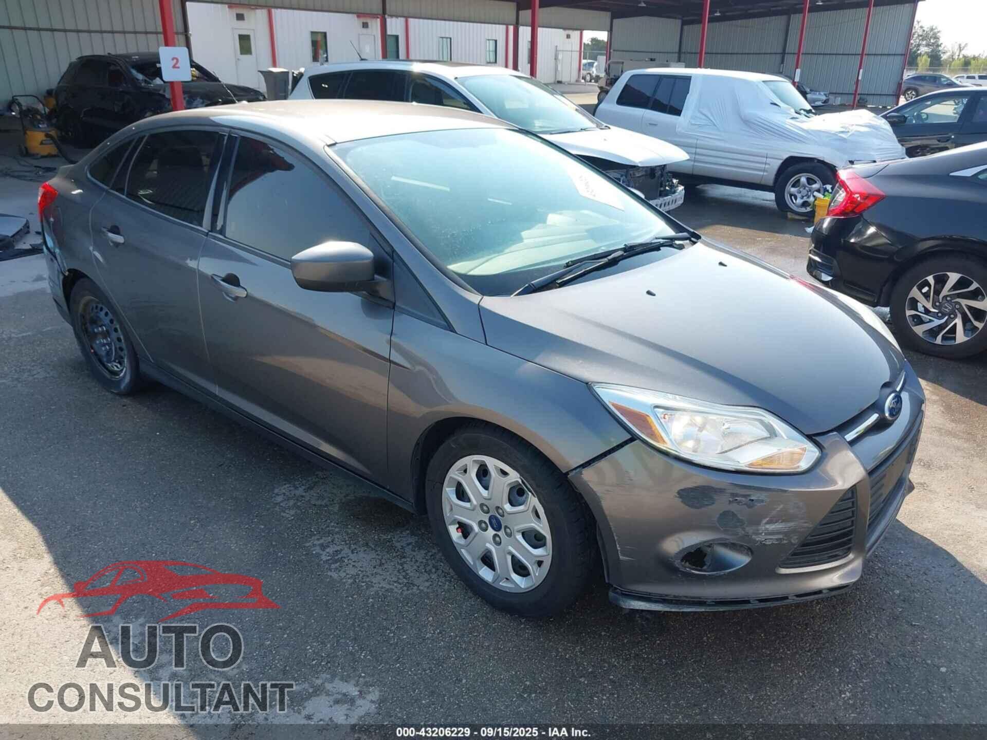 FORD FOCUS 2012 - 1FAHP3F27CL337718