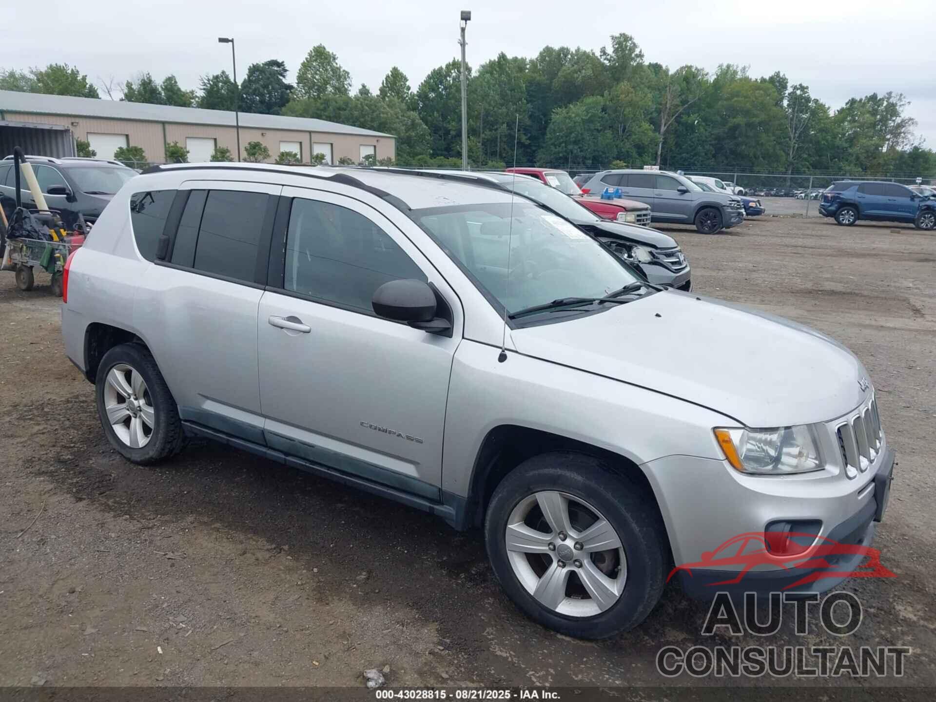 JEEP COMPASS 2011 - 1J4NF1FB7BD279133