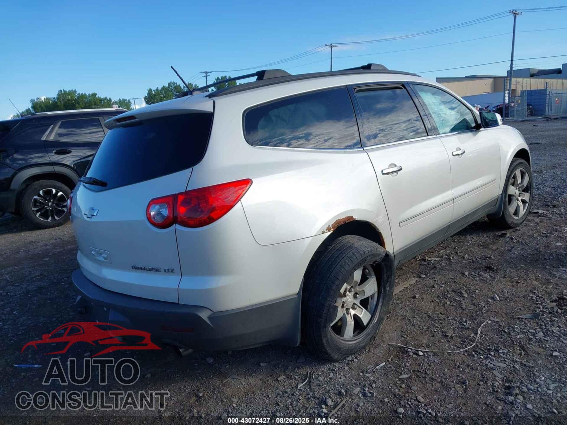 CHEVROLET TRAVERSE 2012 - 1GNKVLED2CJ232502