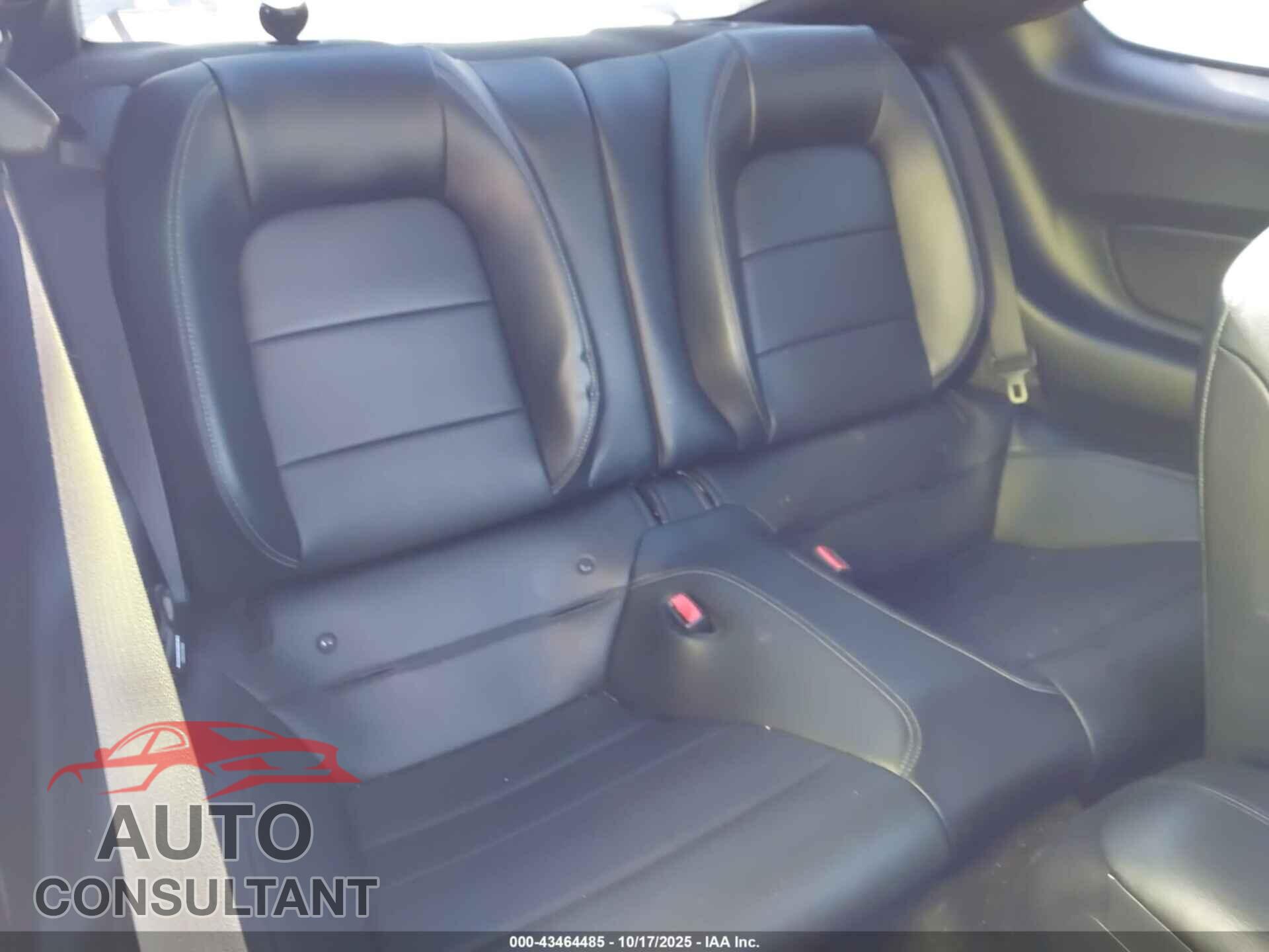 FORD MUSTANG 2015 - 1FA6P8TH8F5329231