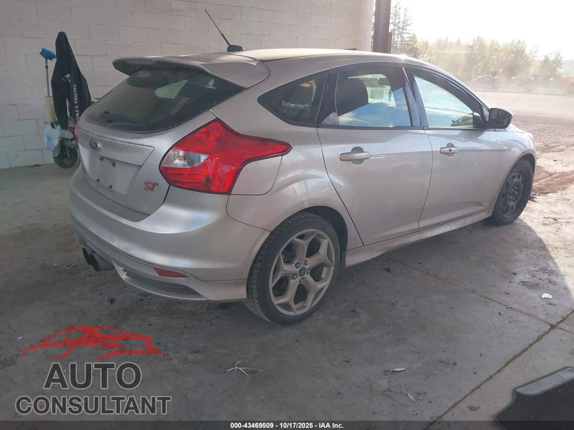 FORD FOCUS ST 2014 - 1FADP3L90EL421561