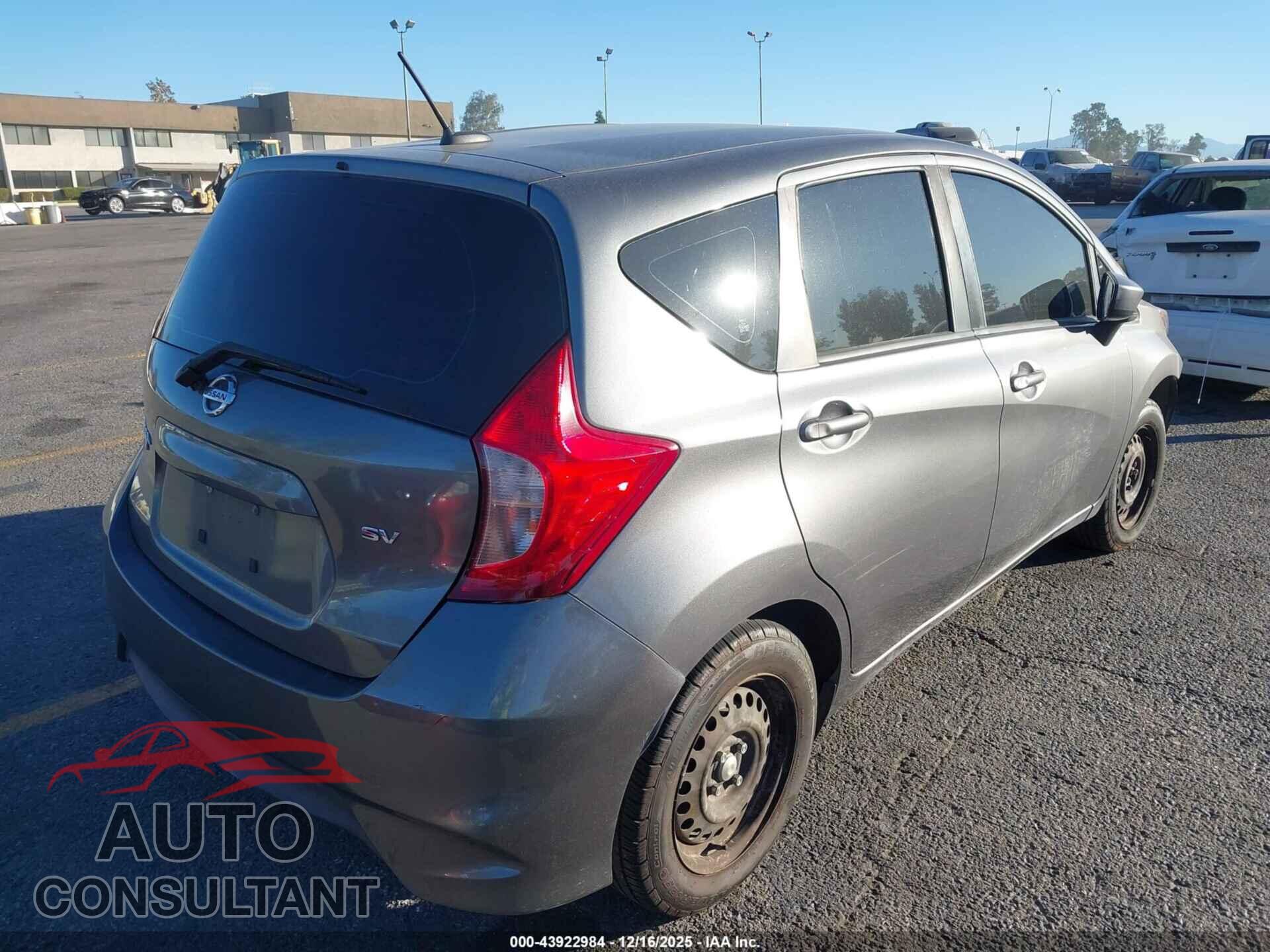 NISSAN VERSA NOTE 2017 - 3N1CE2CP9HL359559