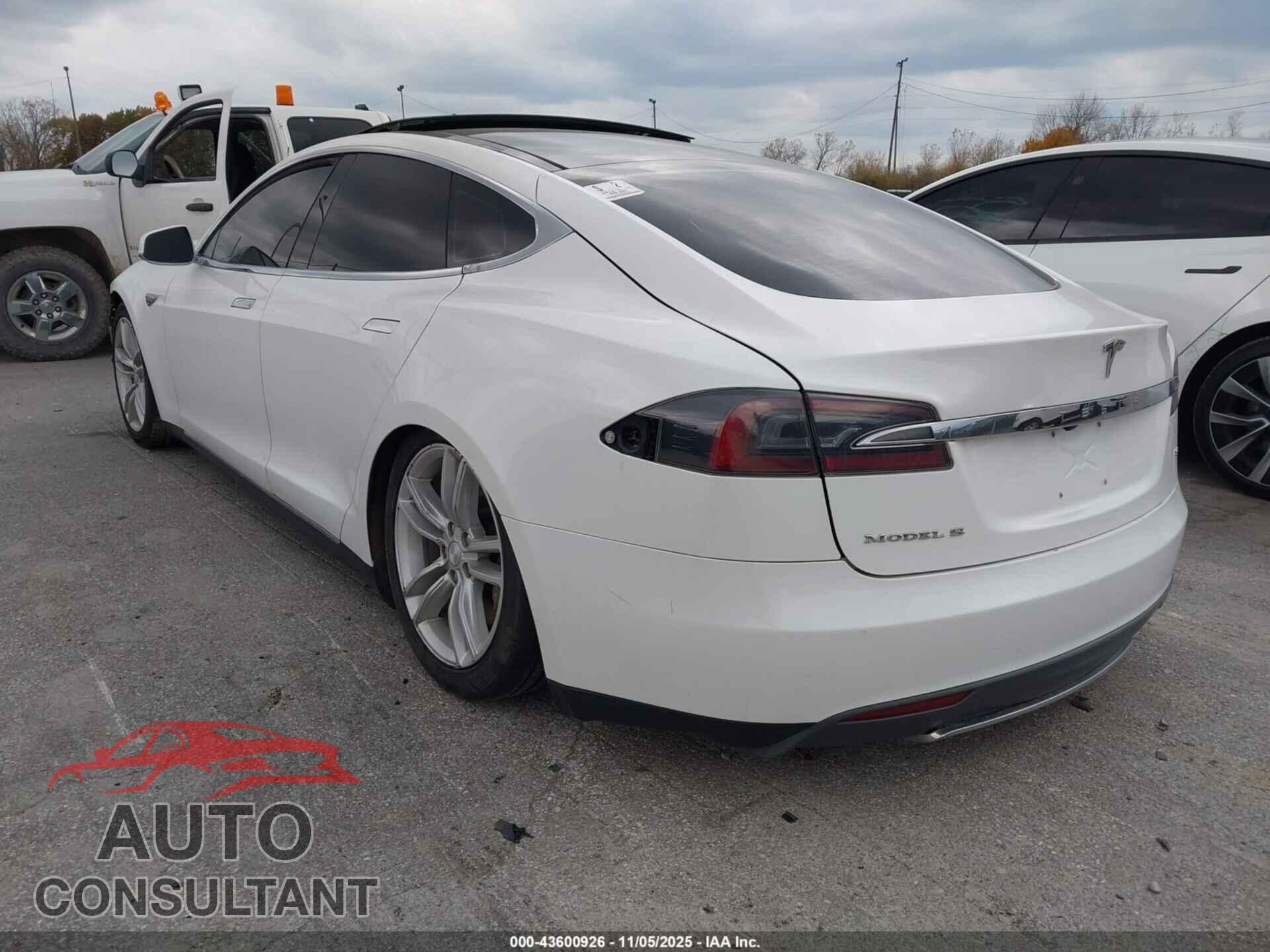 TESLA MODEL S 2013 - 5YJSA1CN4DFP17026