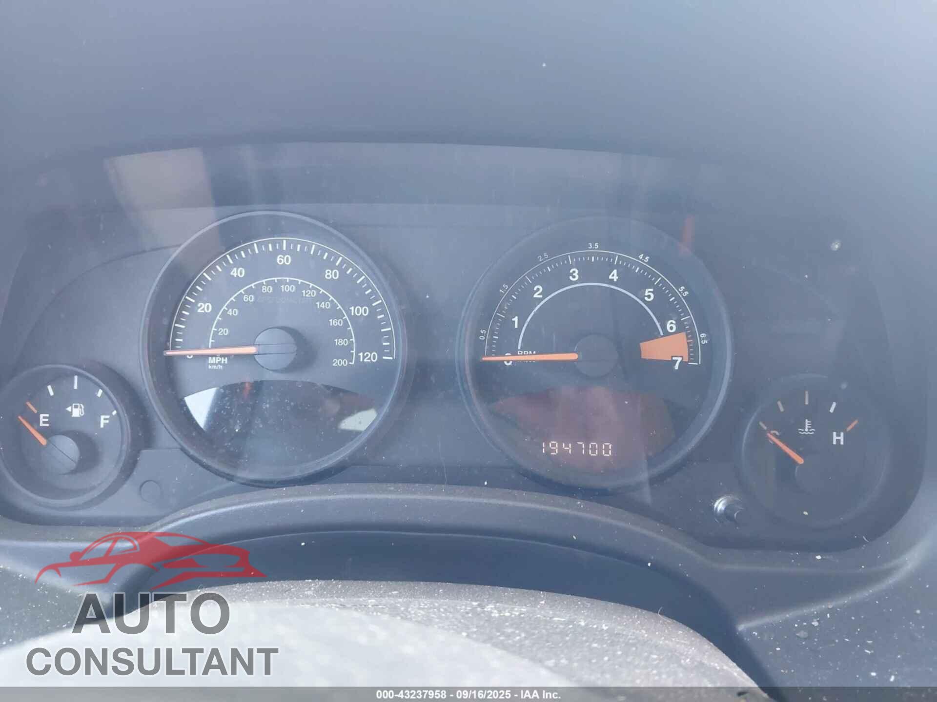 JEEP COMPASS 2014 - 1C4NJCBA3ED732293