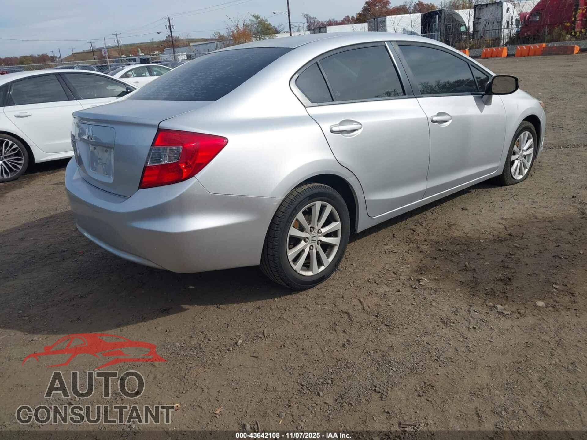 HONDA CIVIC 2012 - 2HGFB2F82CH319267