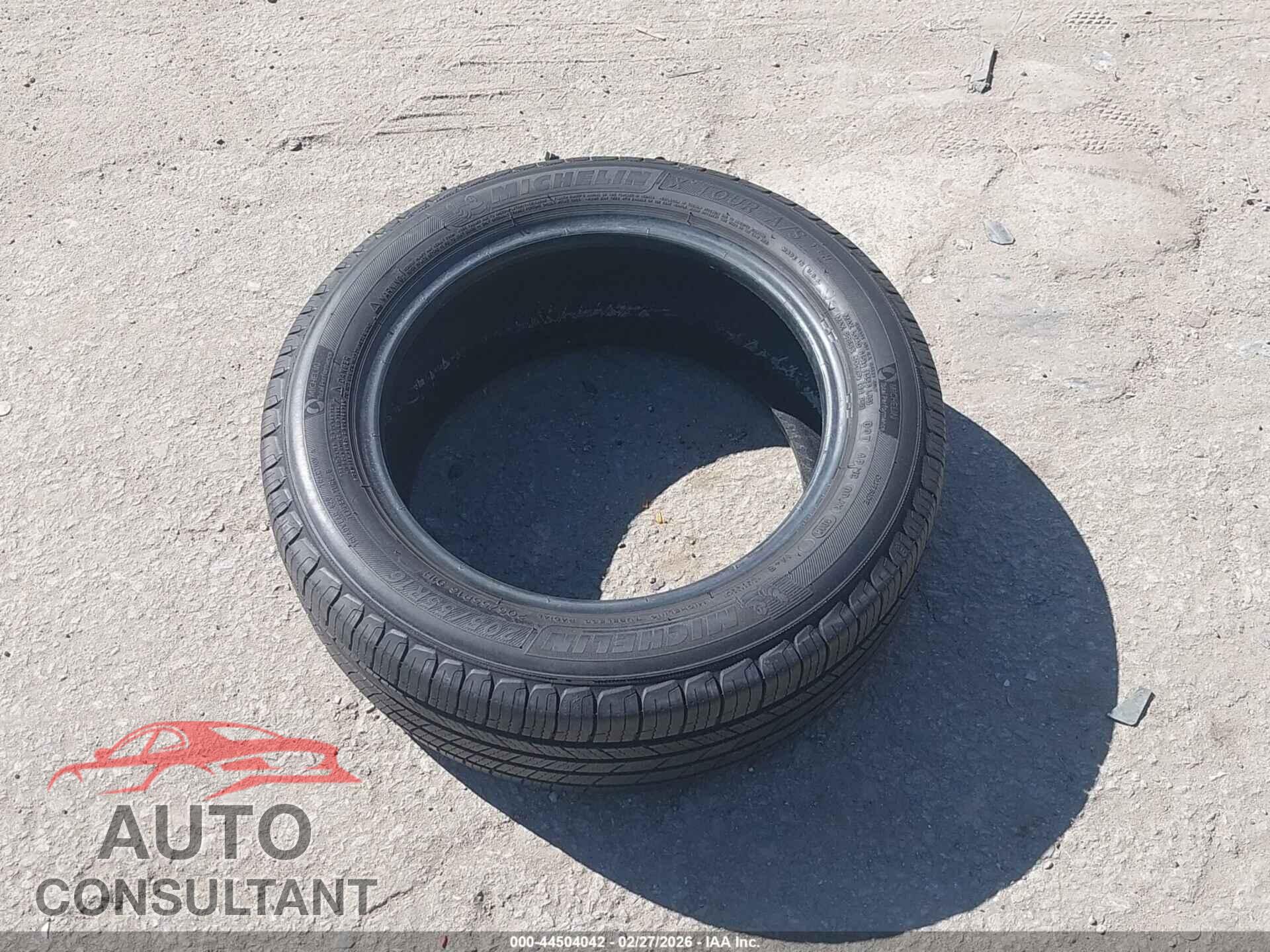 TOYOTA COROLLA 2014 - 2T1BURHE0EC181552