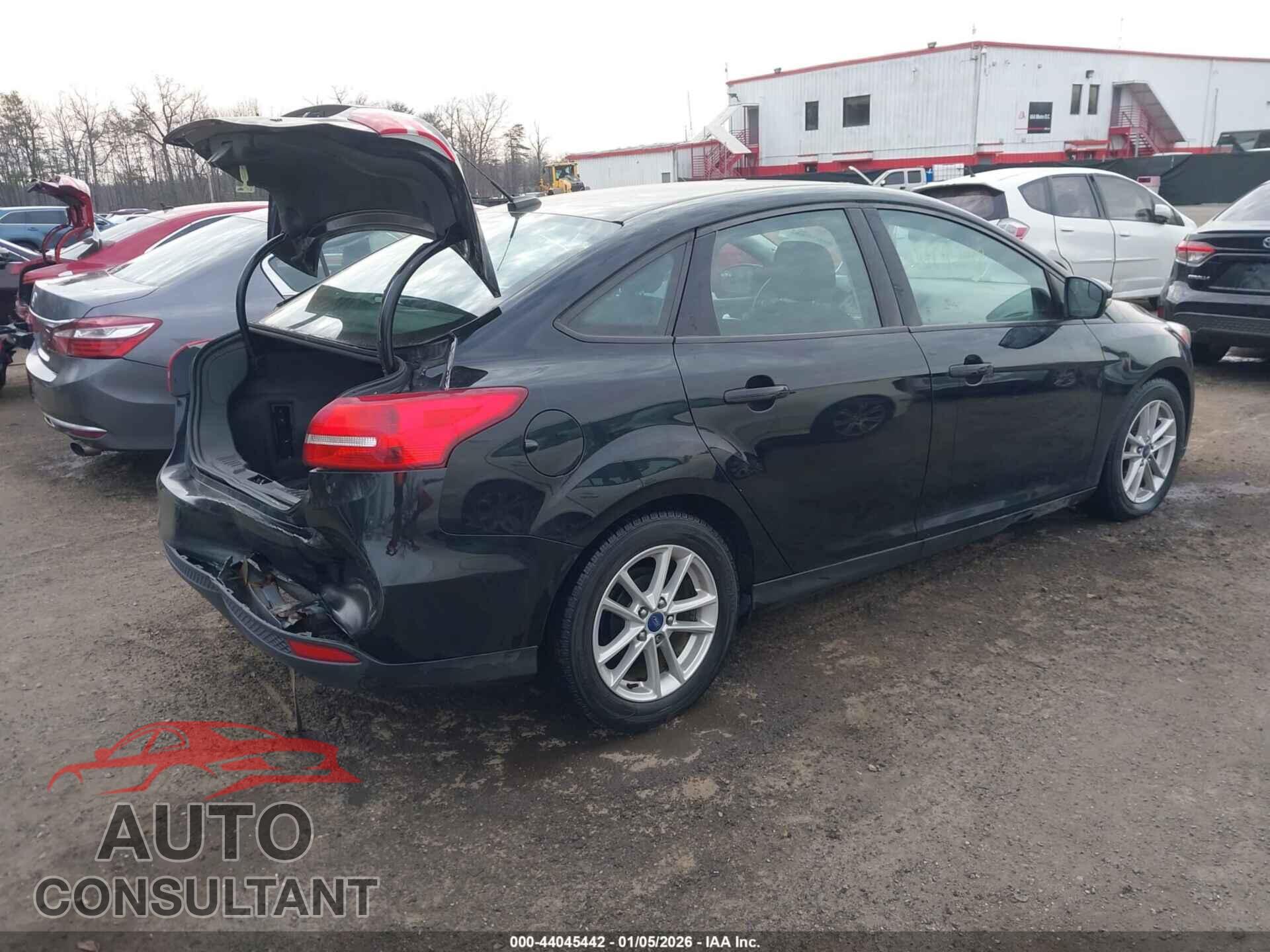 FORD FOCUS 2017 - 1FADP3F23HL325006