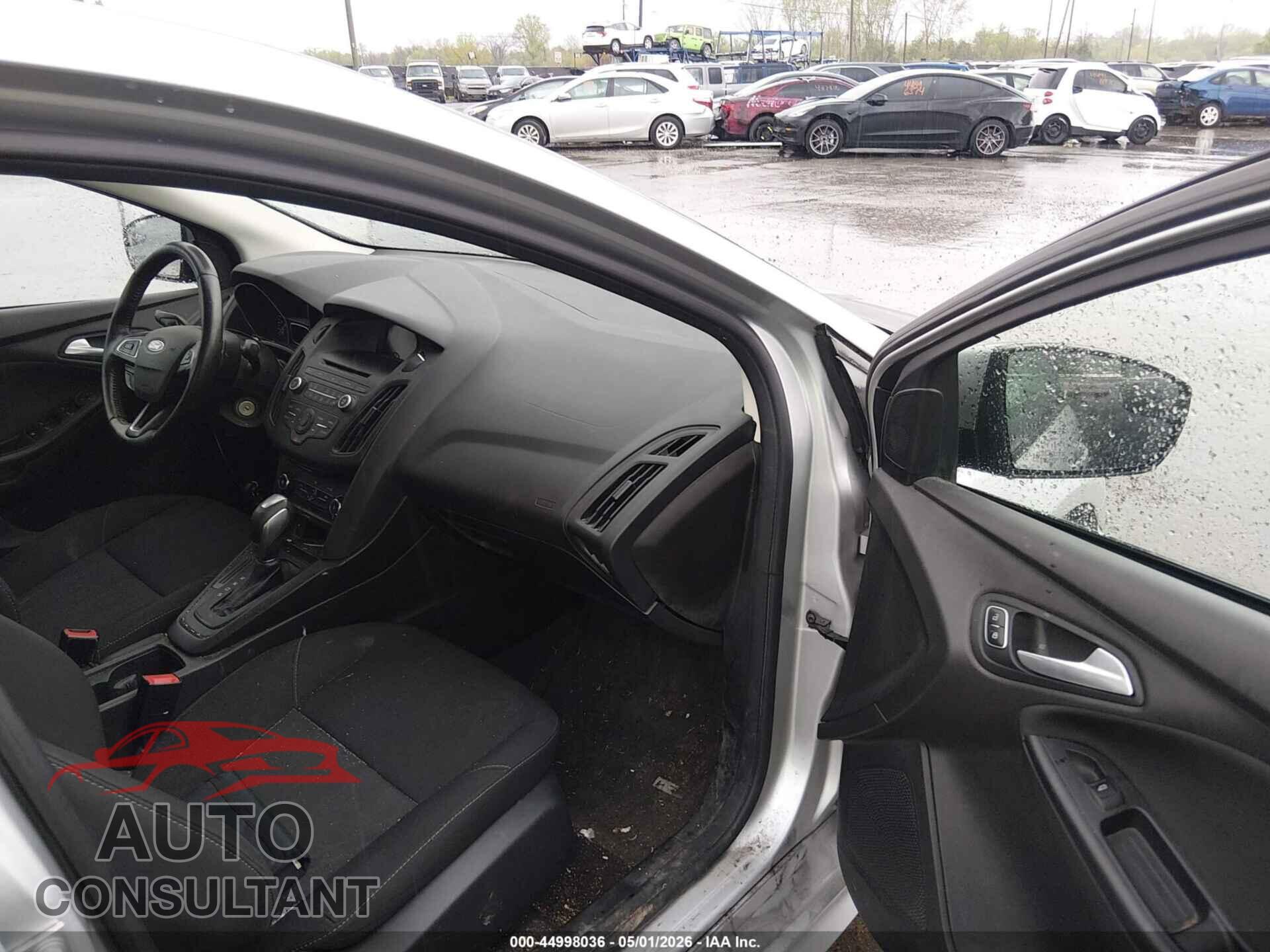 FORD FOCUS 2016 - 1FADP3F20GL404096
