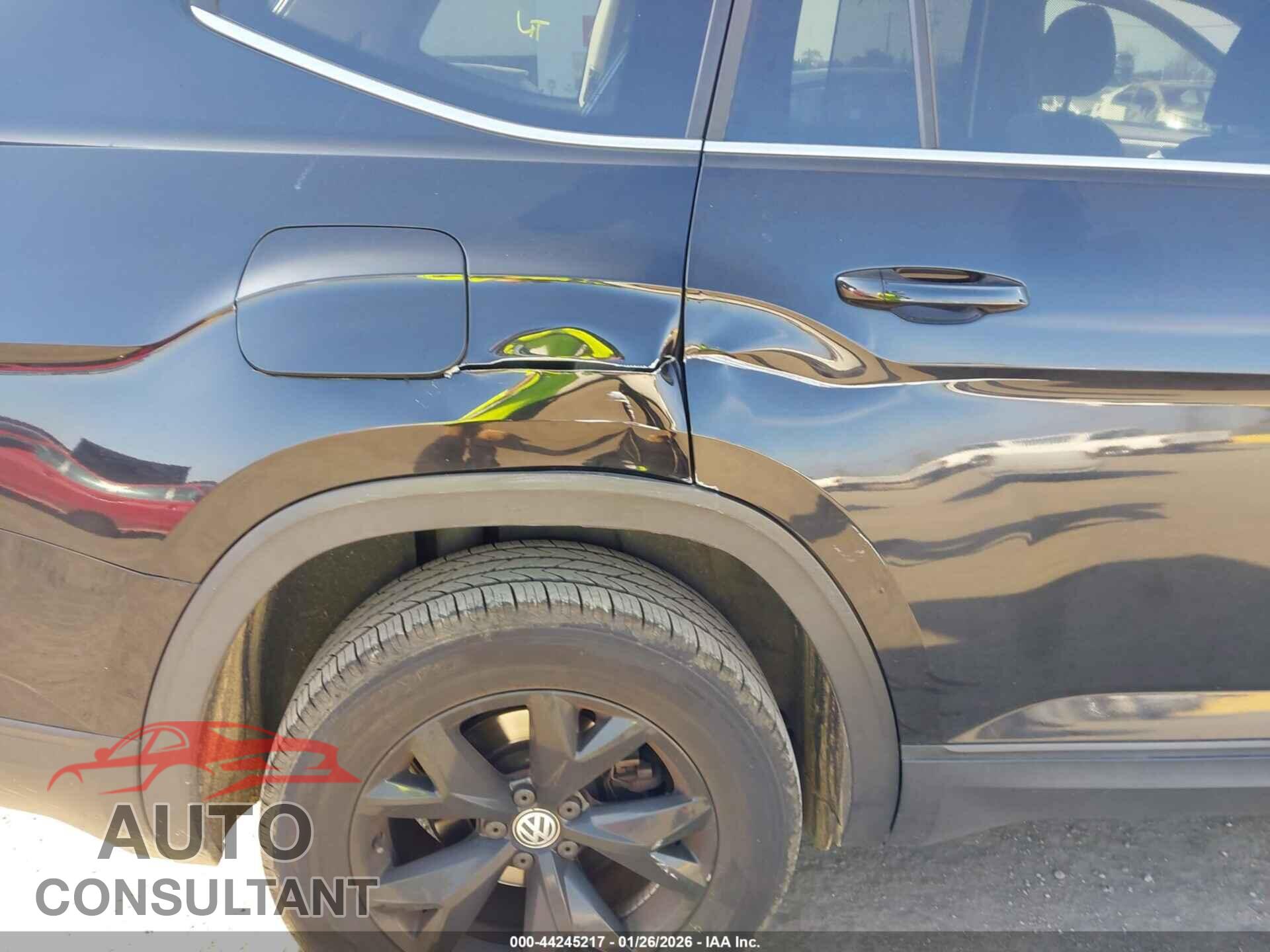 VOLKSWAGEN ATLAS 2018 - 1V2DR2CA4JC554812