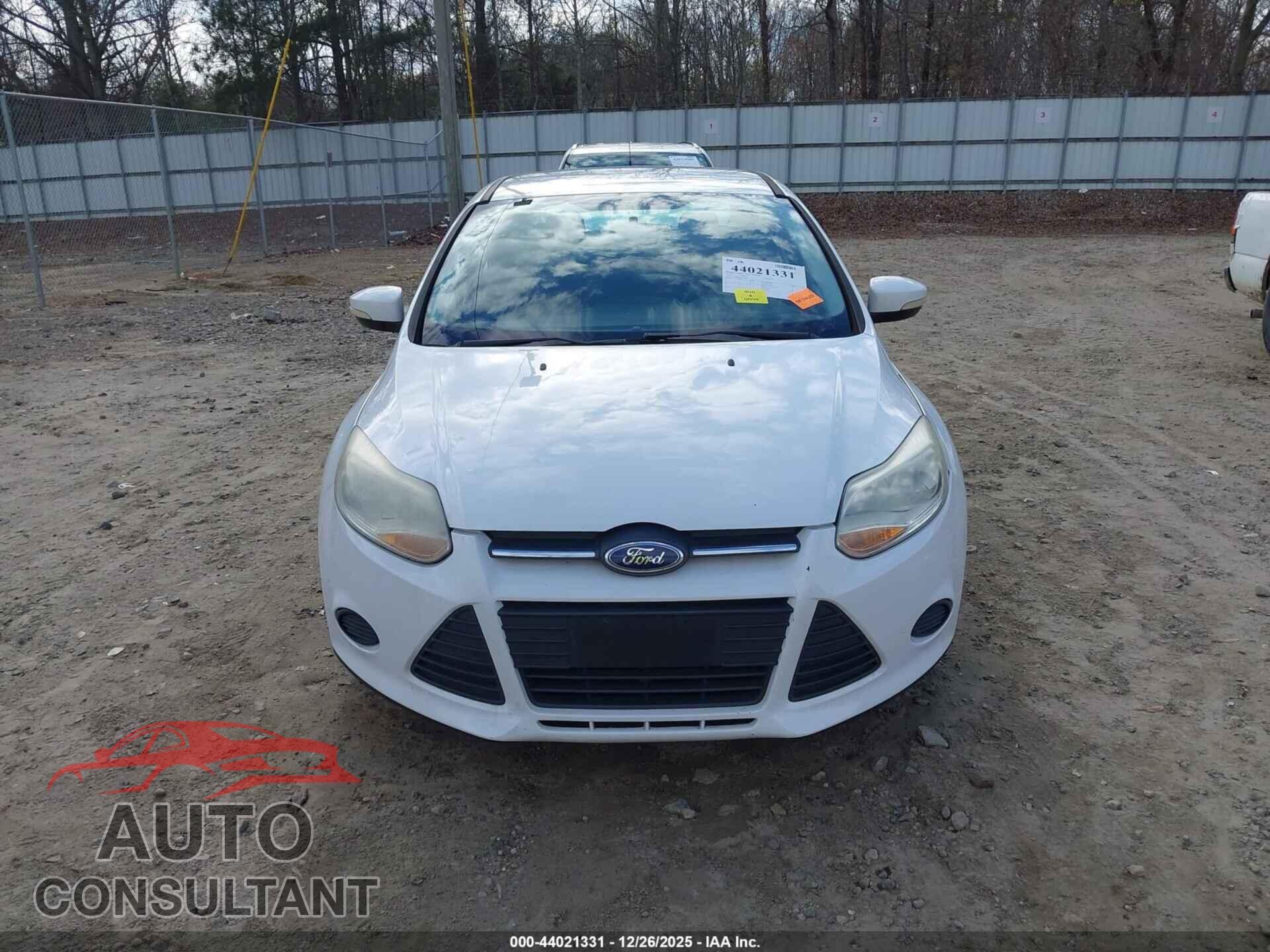FORD FOCUS 2013 - 1FADP3F21DL194247
